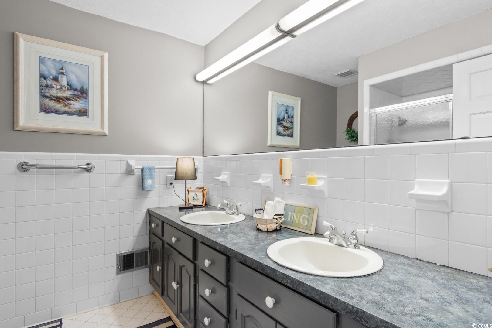 2600080 | Photo 18