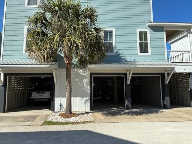 Photo 3 of Single family home for sale at 18 Coastal Breeze Trl, Pawleys Island, SC 29585 | MLS# 2600138 | Listing updated on 2026-09-02