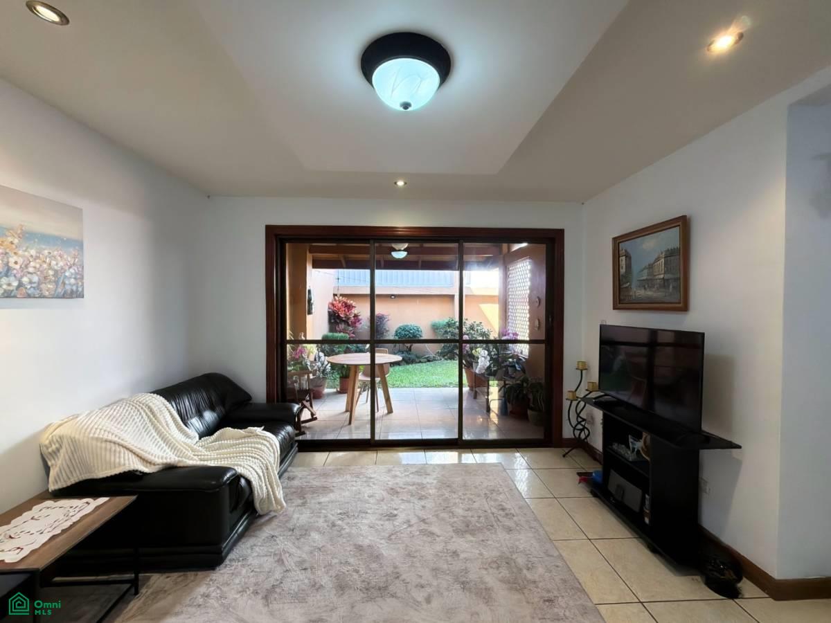 4 bed Single Family Homes For Sale in Tobosi, San Jose - 1