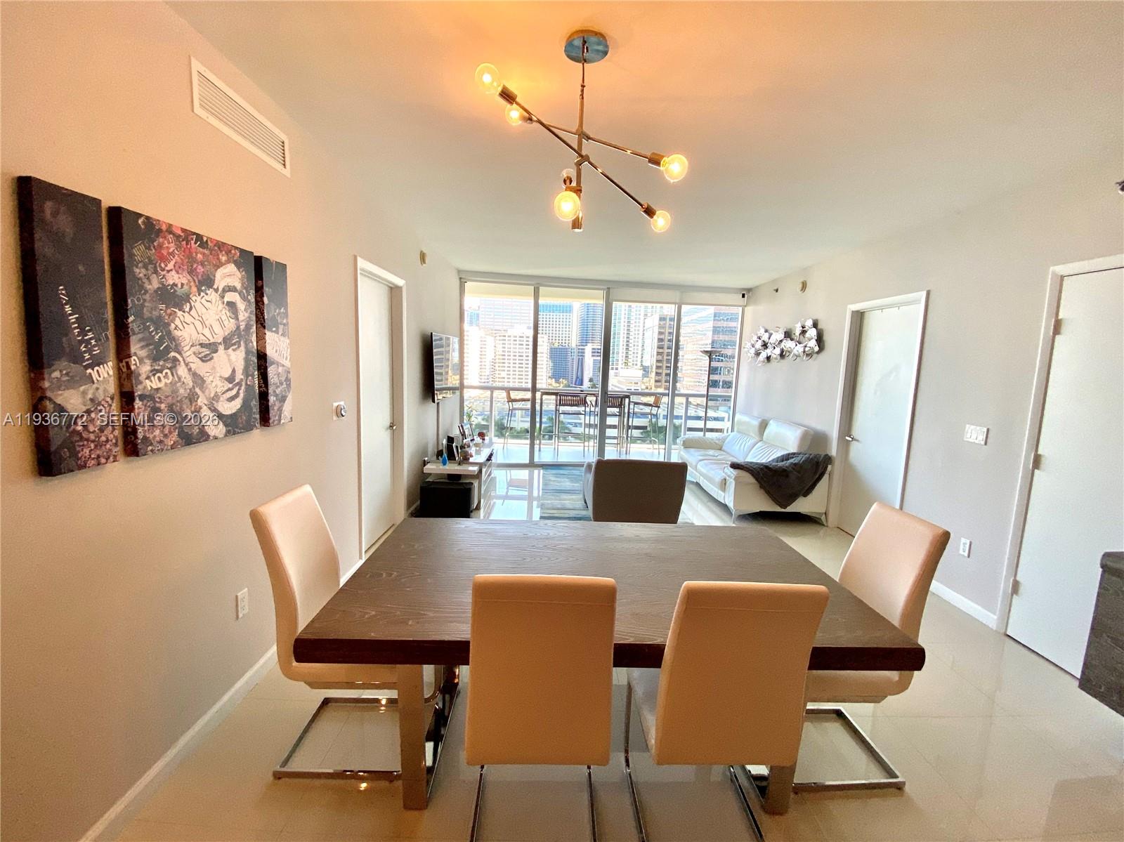 Icon Brickell No Two