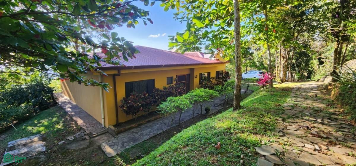 3 bed Single Family Homes For Sale in San Mateo, Alajuela - 1
