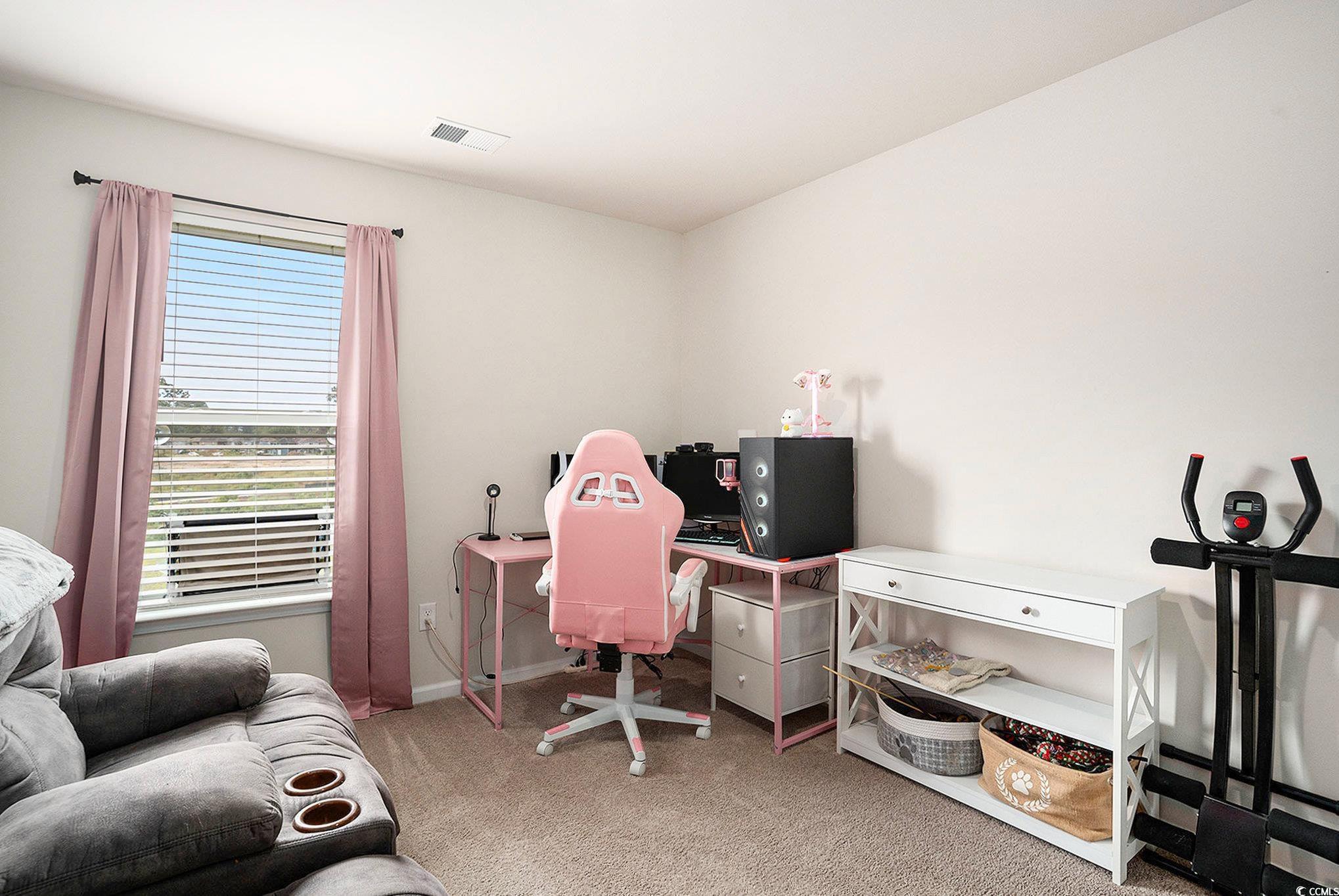 2600261 | Photo 20