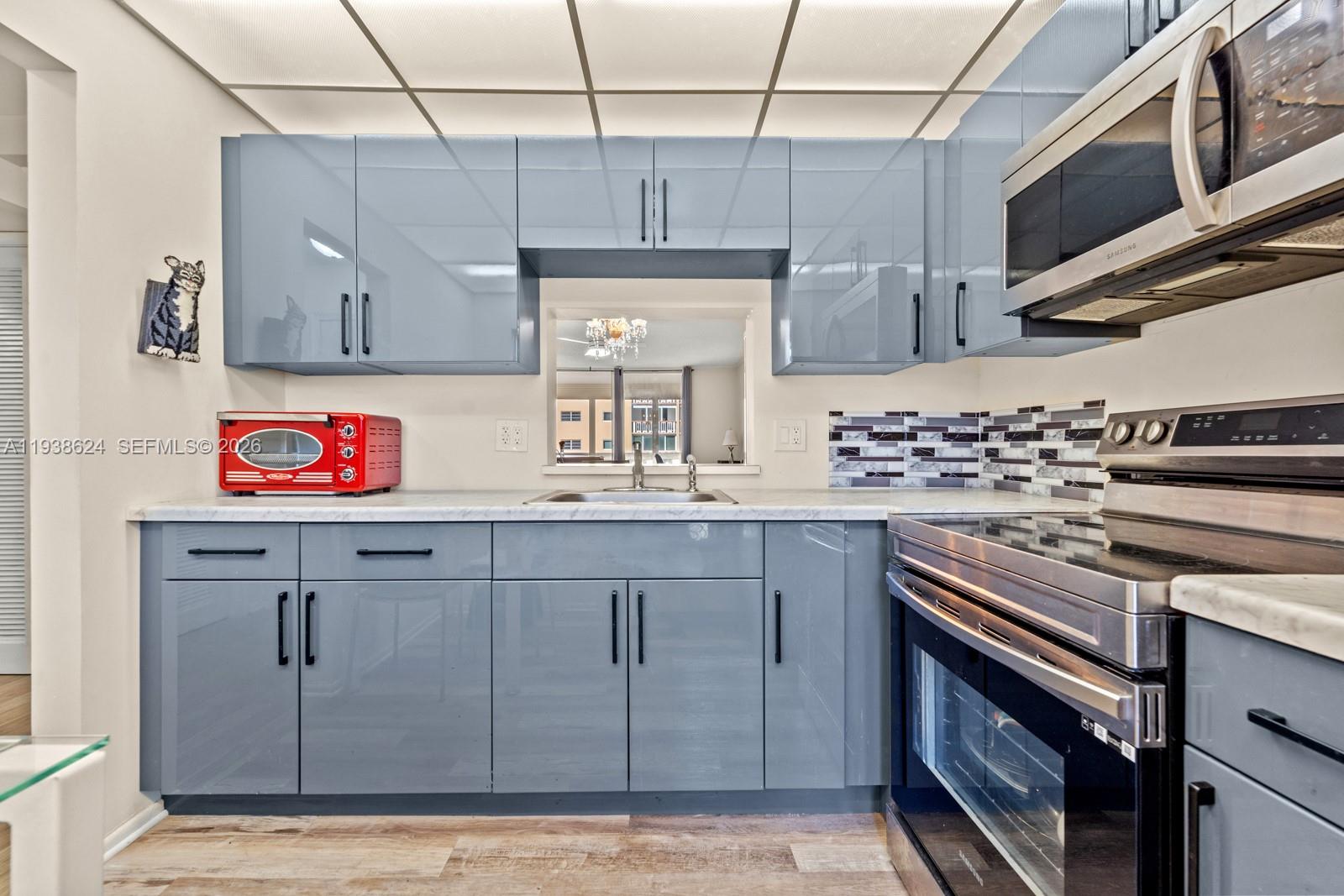 Meadowbrook Condo Apts Bl