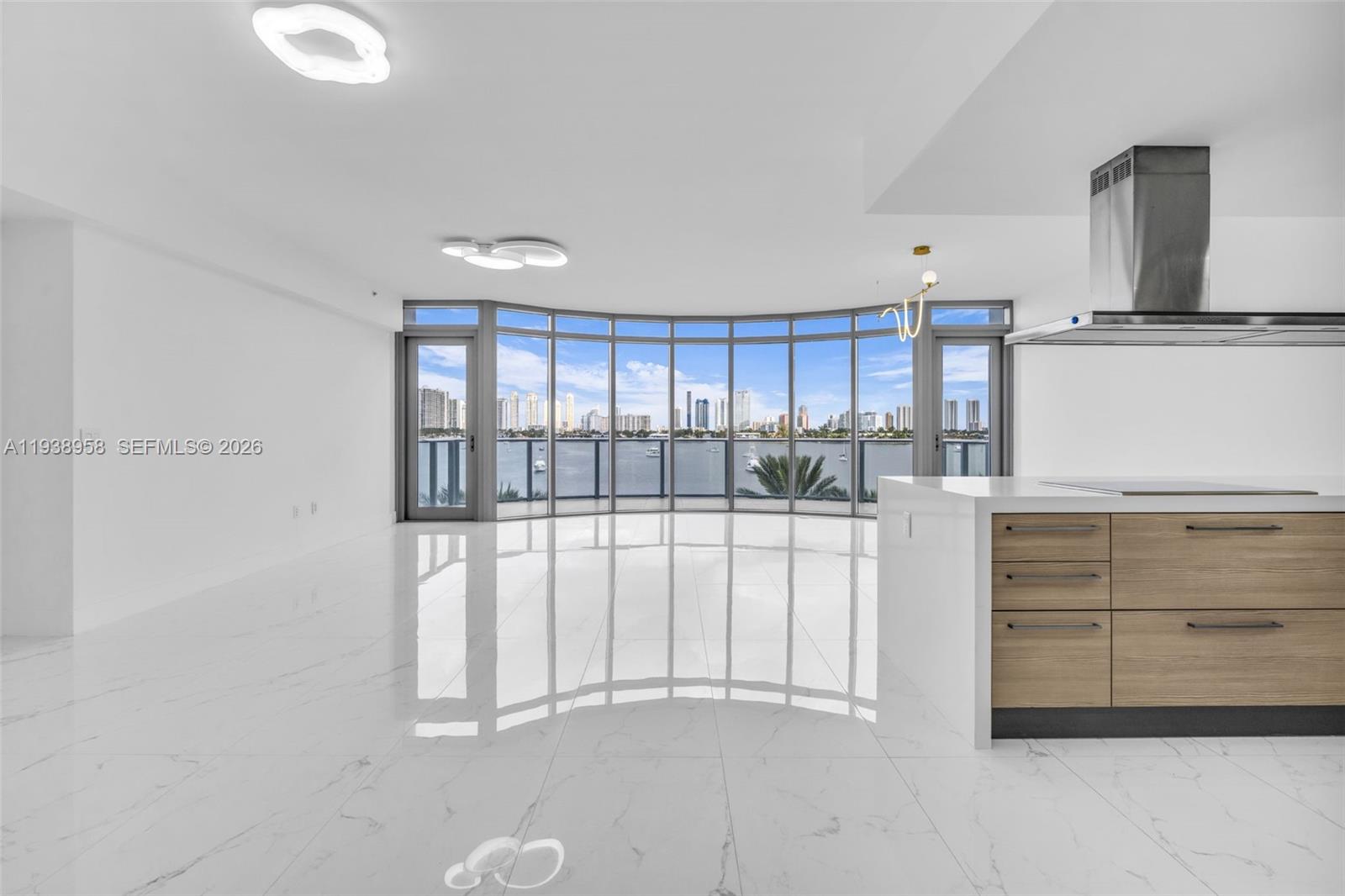 17111 Biscayne Blvd #411, North Miami Beach FL 33160
