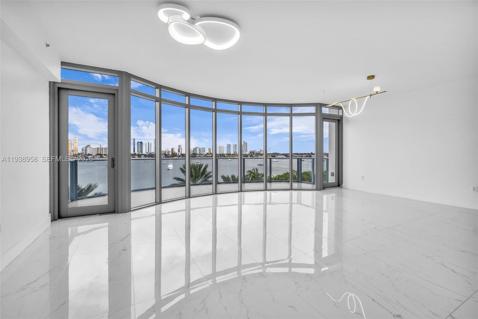 17111 Biscayne Blvd #411, North Miami Beach FL 33160