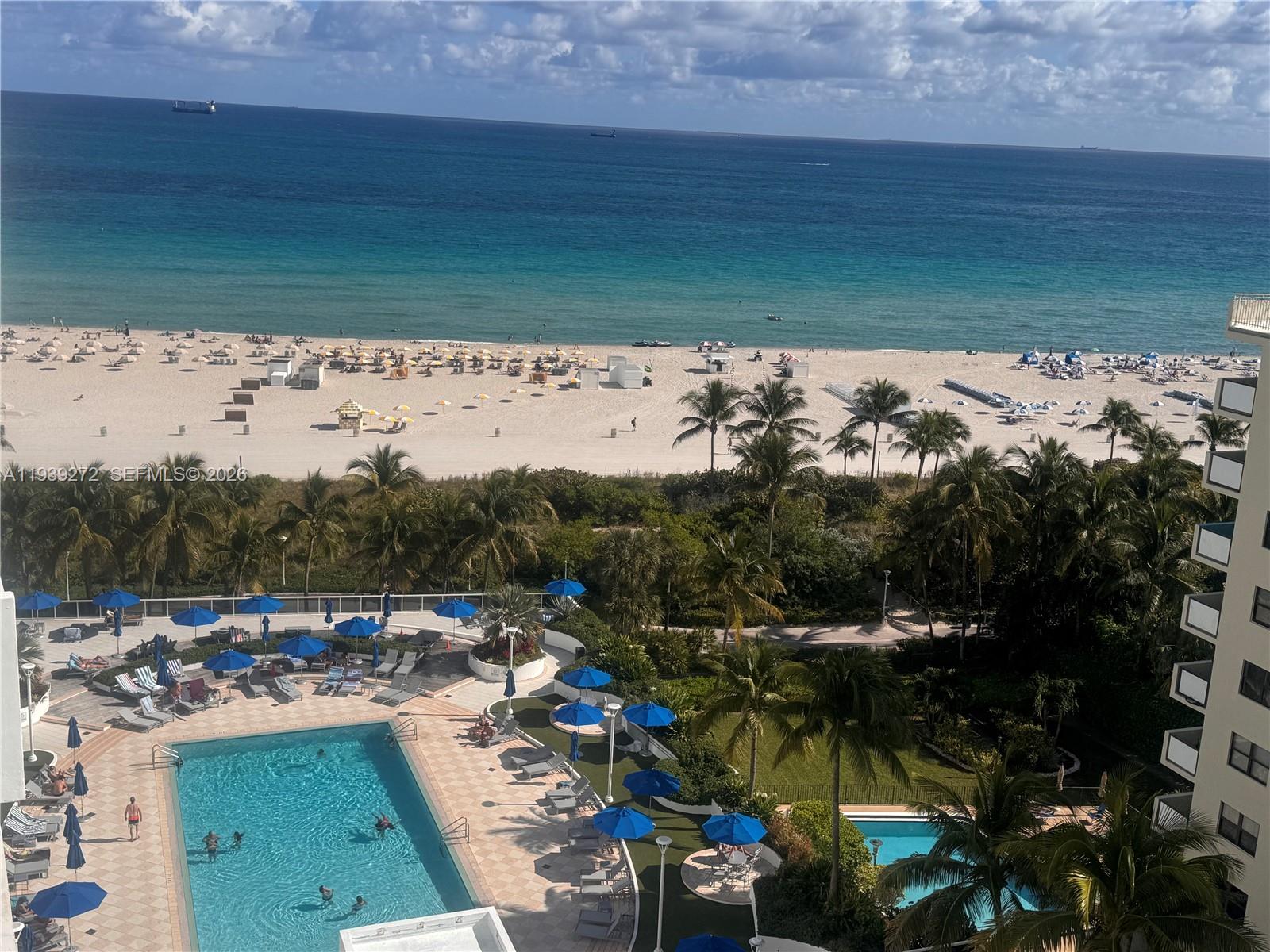 The Decoplage Condo