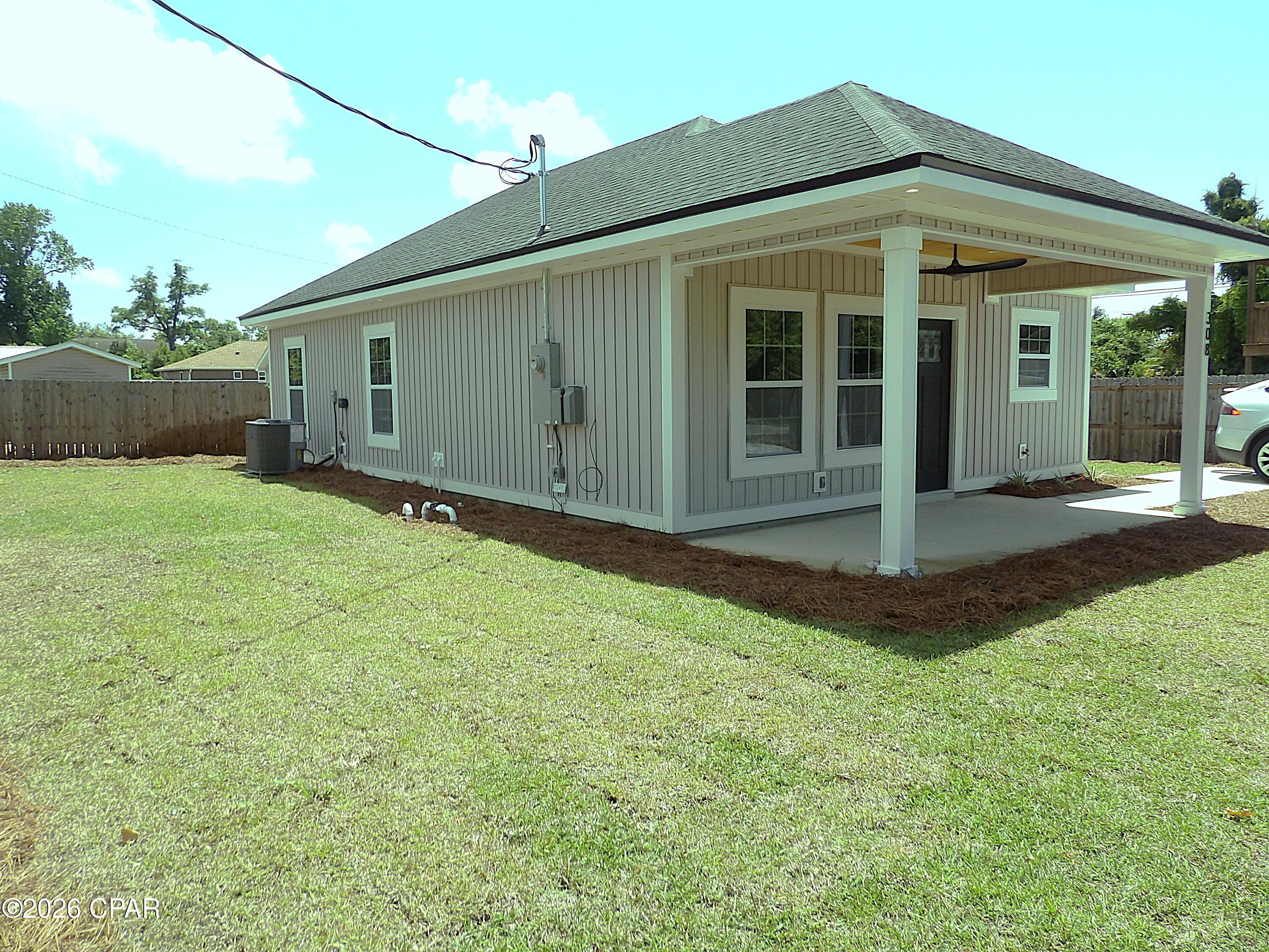Image 4 For 308 8th Street