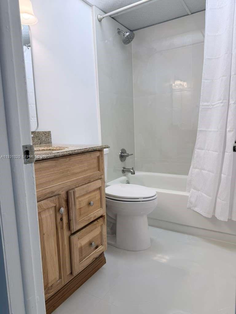 Homes for sale in Miami, FL | 160 Sw 30Th Ave, Miami, FL 33135