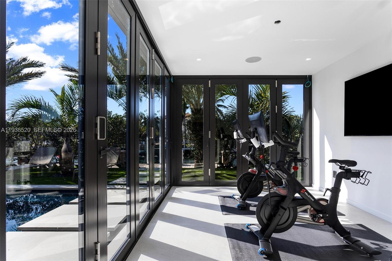 13000 N Bayshore Dr, North Miami FL 33181