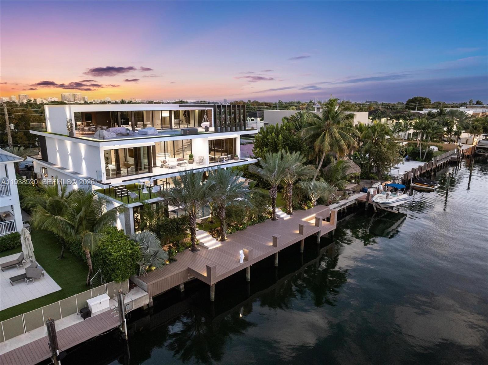 13000 N Bayshore Dr, North Miami FL 33181