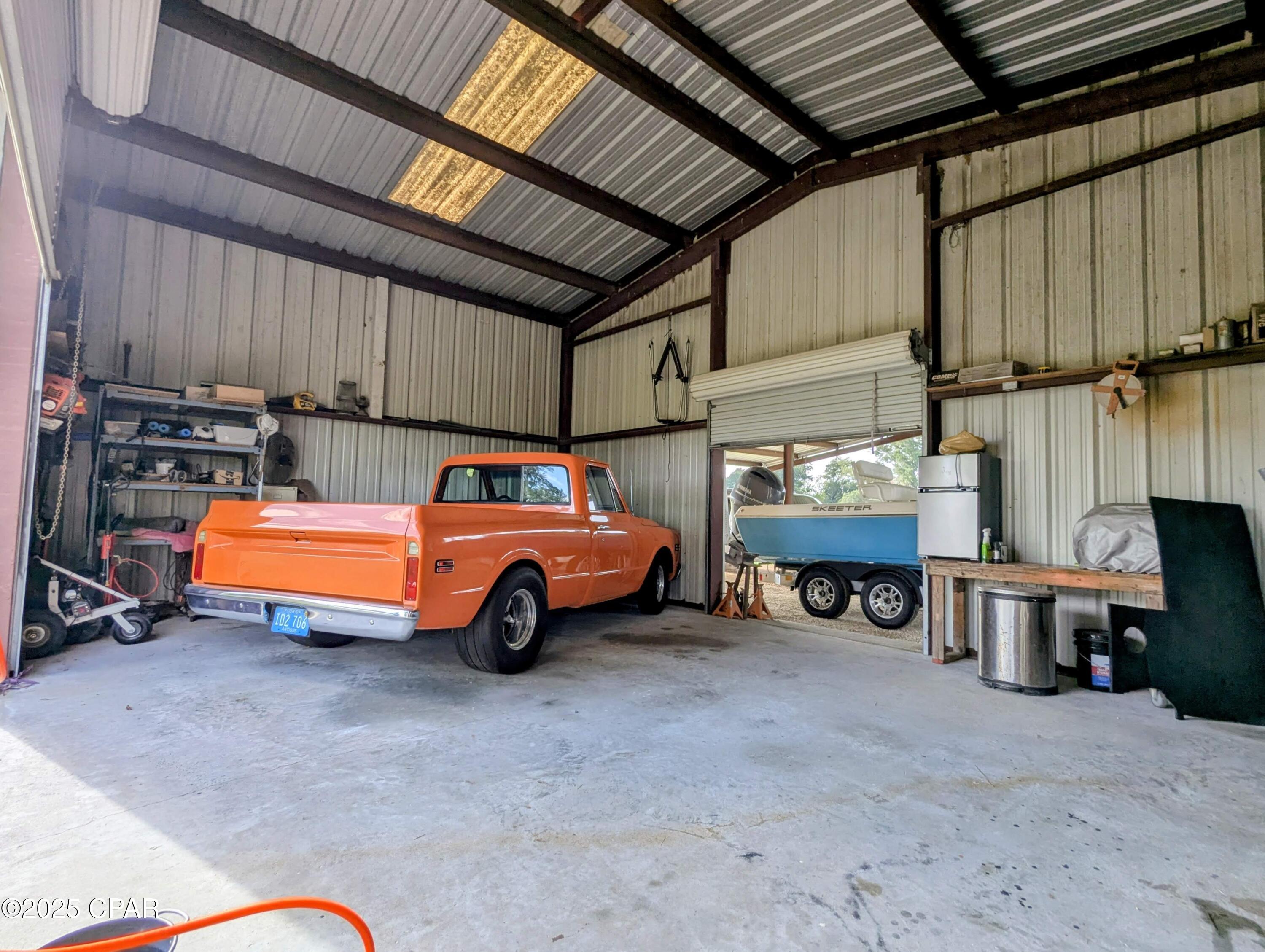 Listing photo id 38 for 5223 Palamino Lane