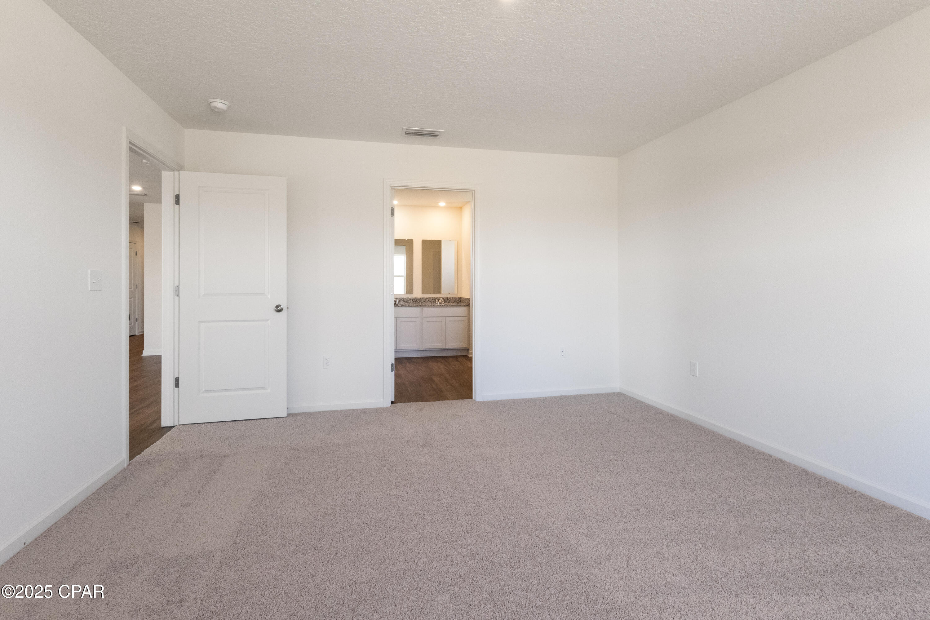 Image 4 For 8030 Grebe Street
