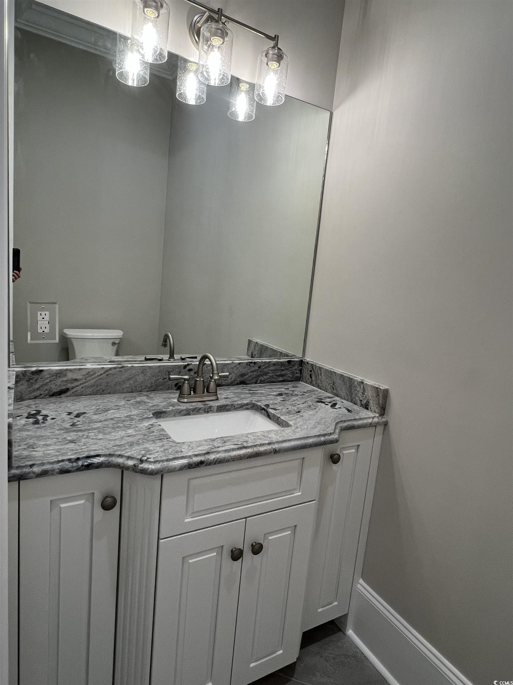 2600599 | Photo 22
