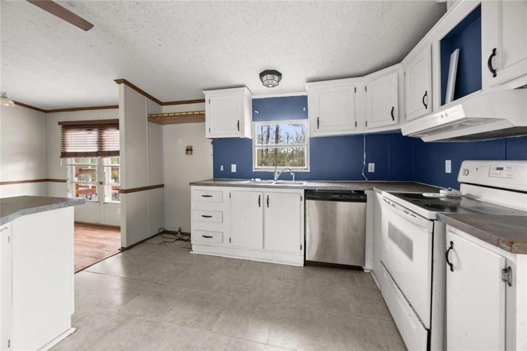Homes for sale in French Settlement, LA | 16375 Country Rd, French Settlement, LA 70754 | MLS# 2537209