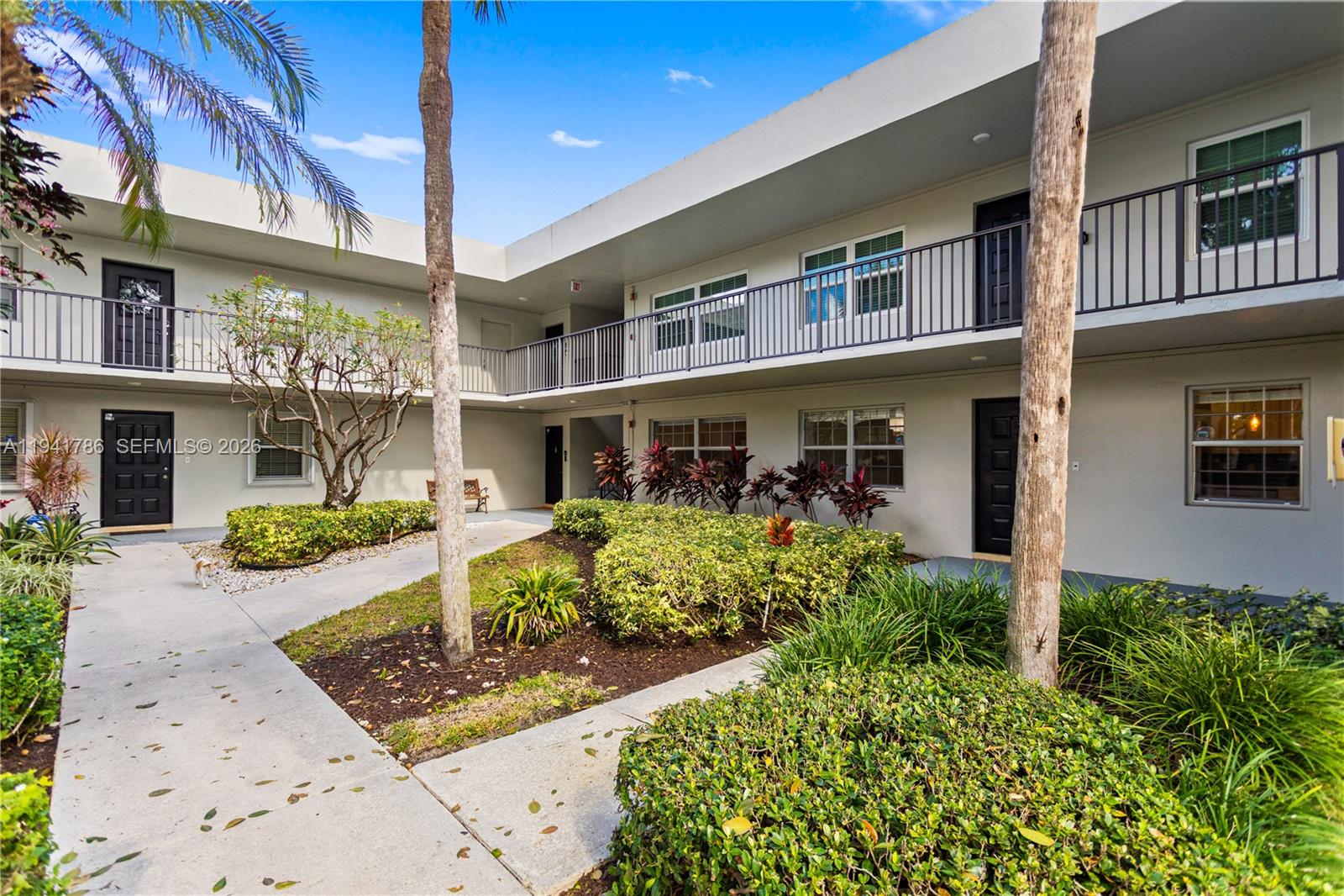 No 83 Palm-Aire Country C