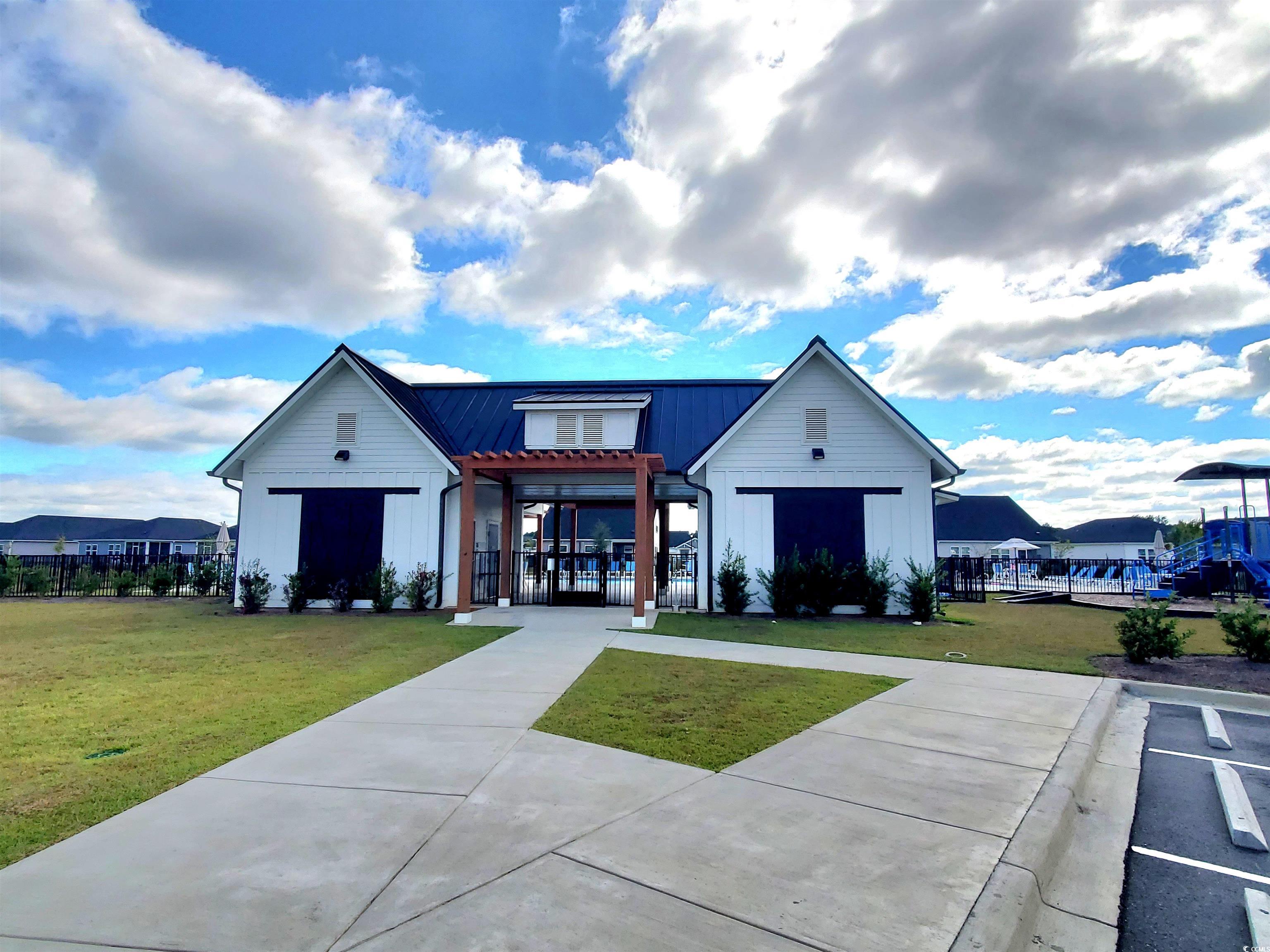 2600648 | Photo 24