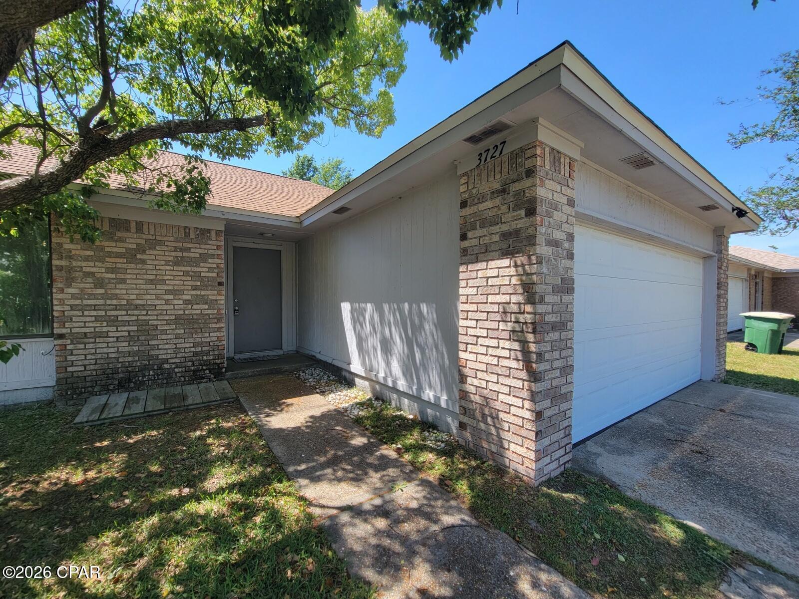 Image 3 For 3727 Greentree Place