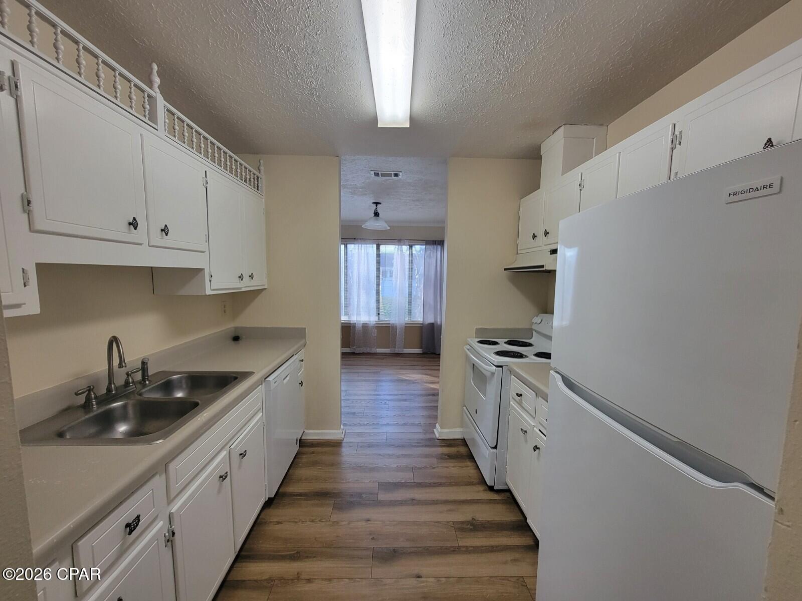 Image 7 For 3727 Greentree Place