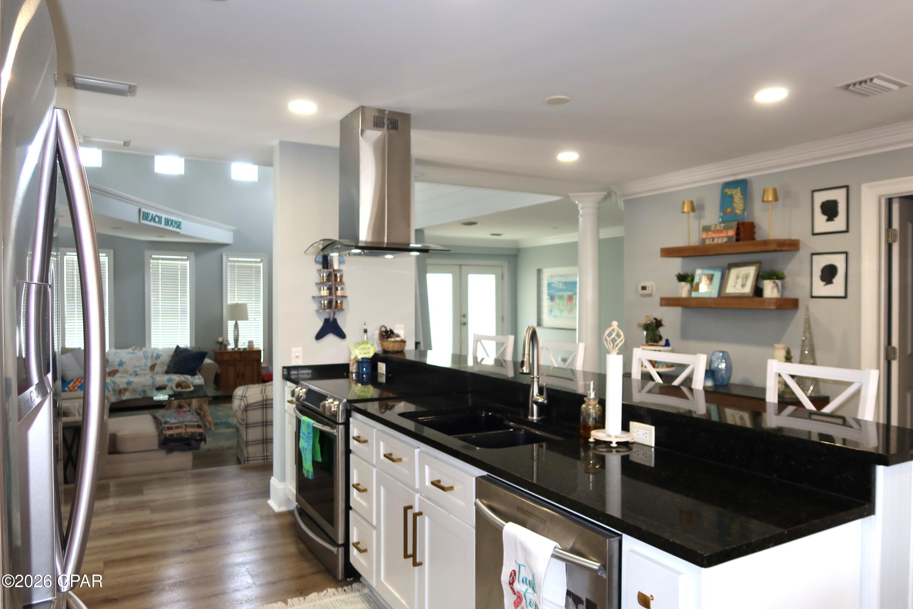 Image 18 For 6611 Lagoon Drive