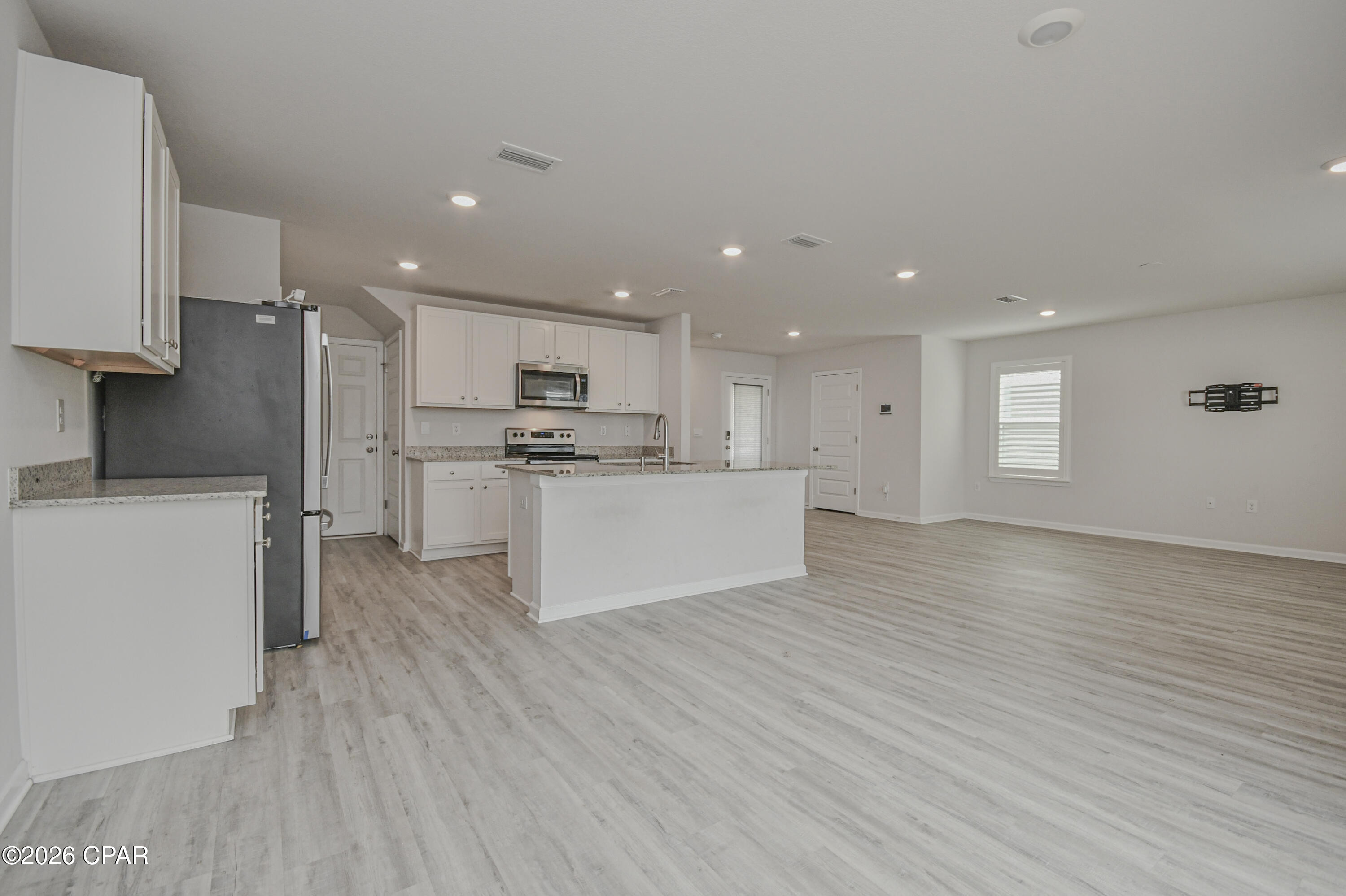 Image 4 For 6599 Atkins Road