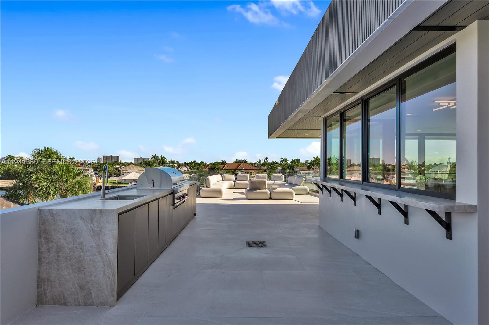 Homes for sale in Fort Lauderdale, FL | 725 Middle River Dr, Fort Lauderdale, FL 33304 | MLS# A11941360