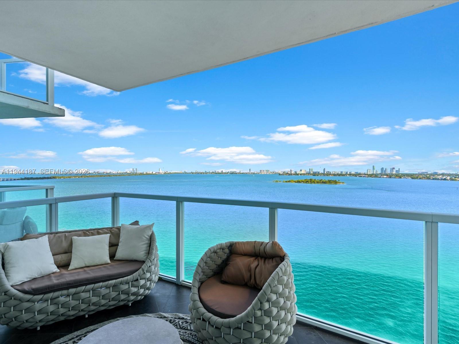 Onyx On The Bay Condo