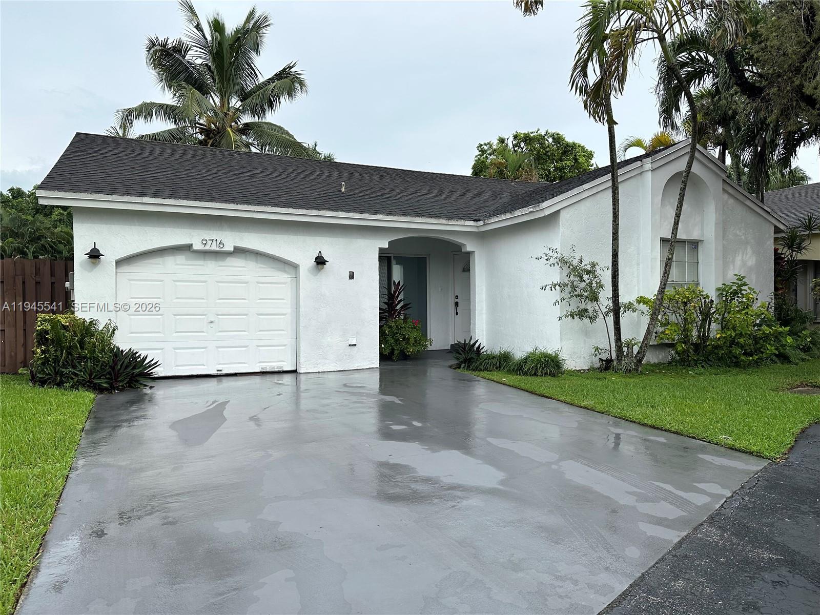 Doral Lakes
