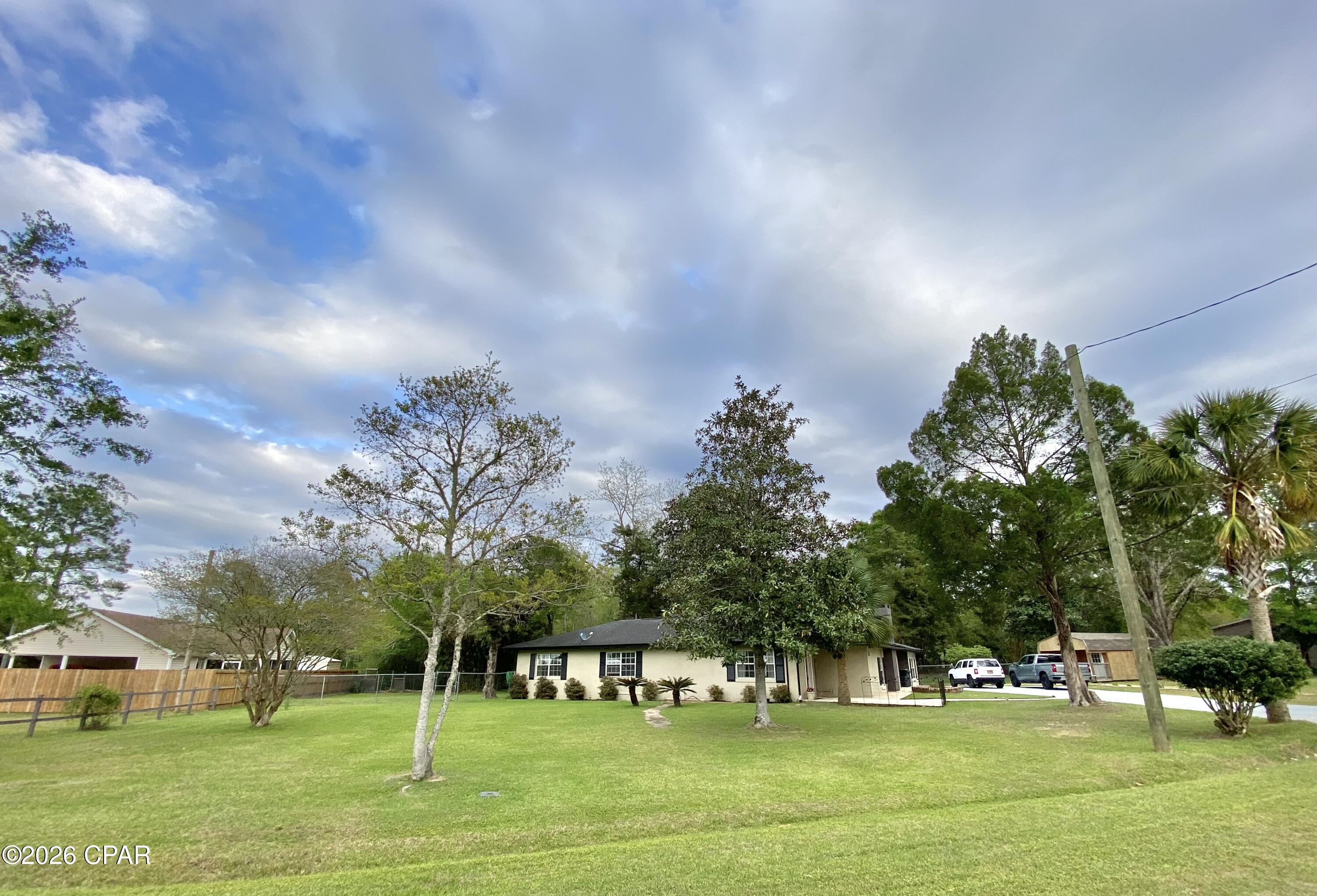 2nd image of 807 Maple St, Chipley, FL 32428 | MLS# 783706