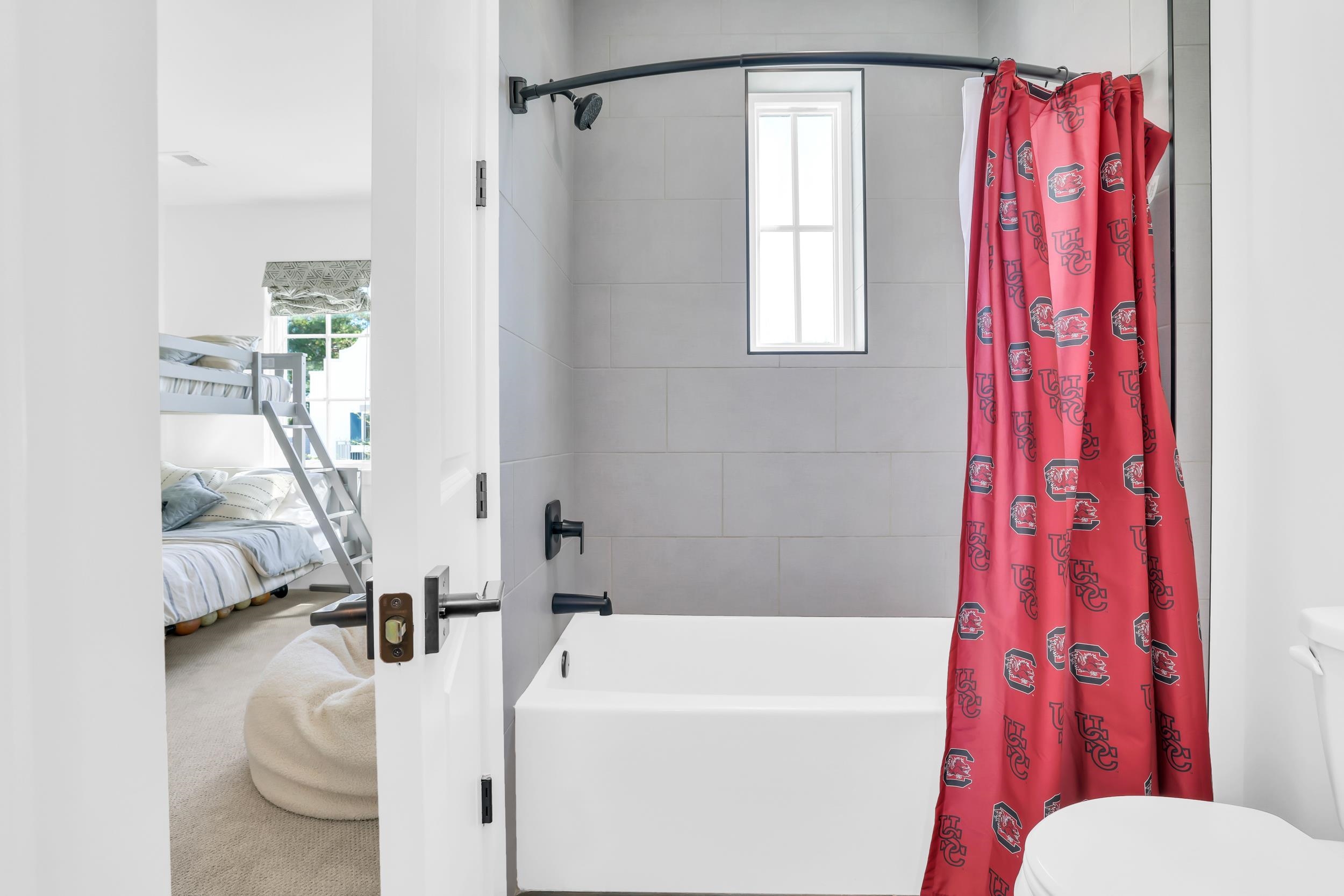 2601250 | Photo 27