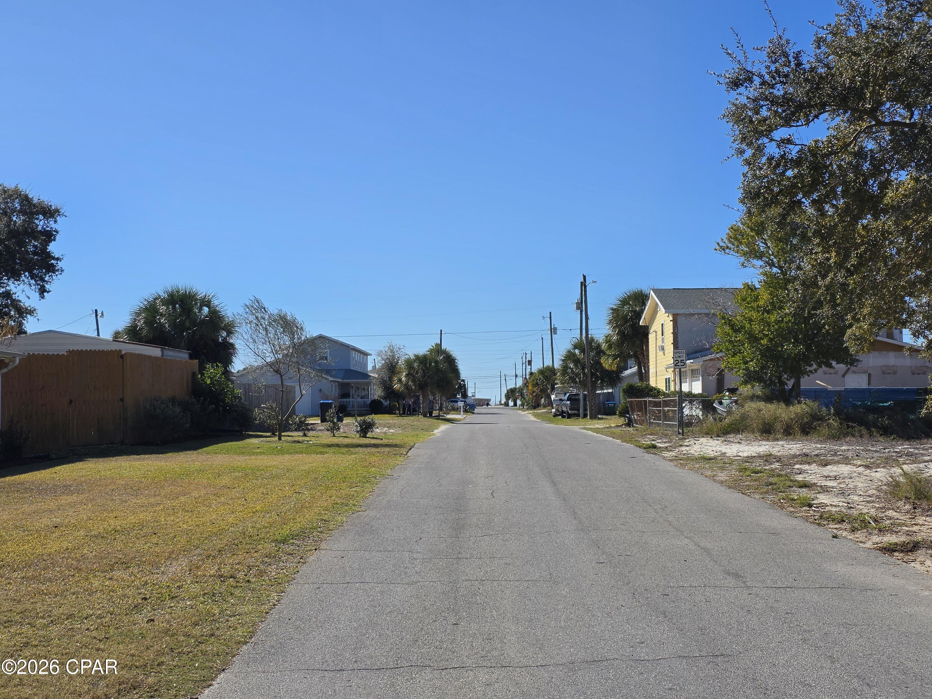 Image 9 For 5700 Pinetree Avenue
