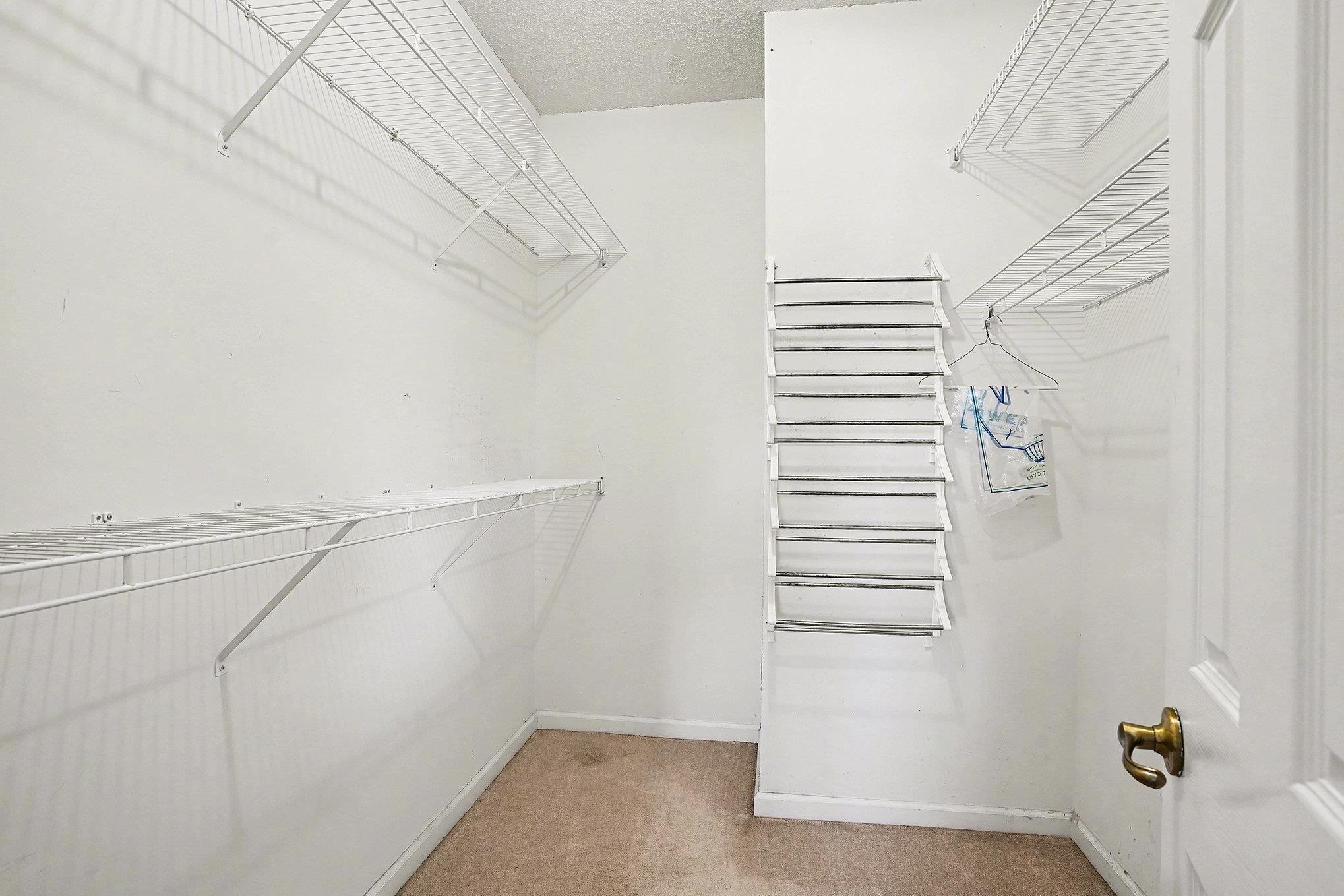 2601330 | Photo 20