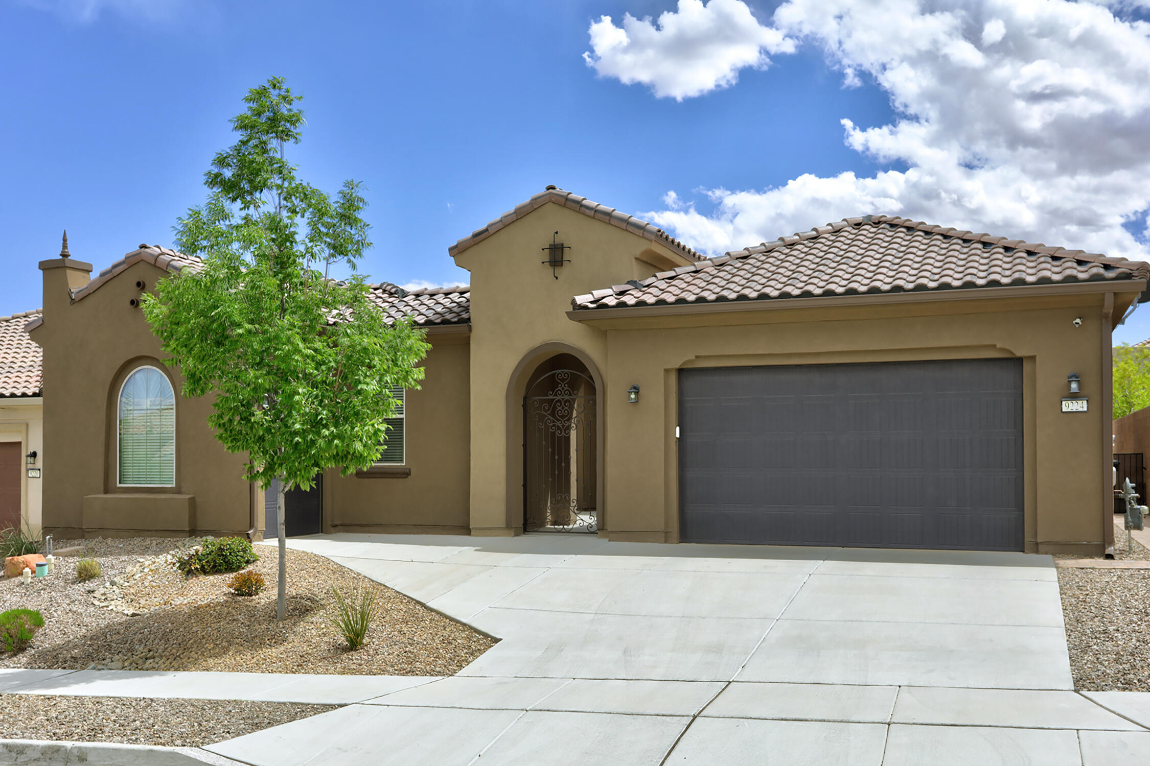 9224 Sugar Creek Lane NW Albuquerque, NM 87120