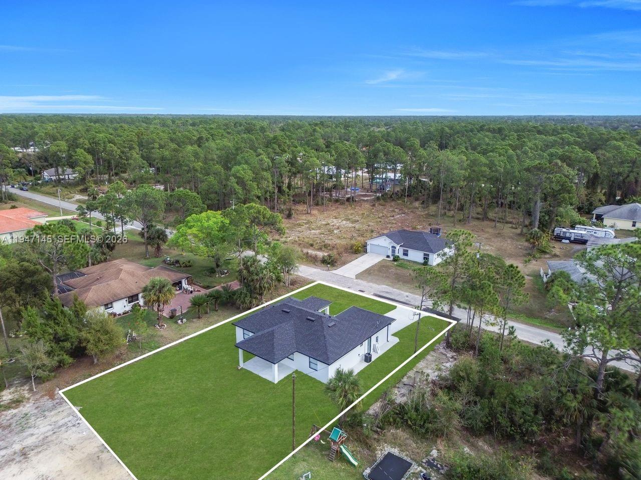 Impressive exterior facade at 803 Desoto Ave - Home in Lehigh Acres