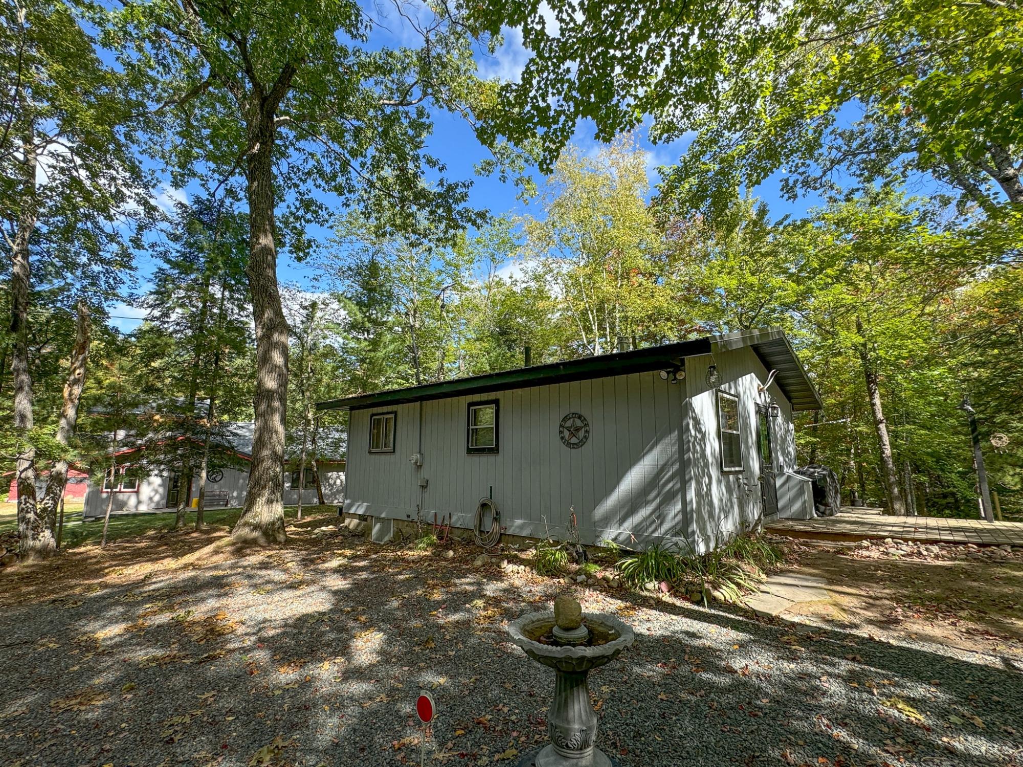 Lake Seventeen house picture