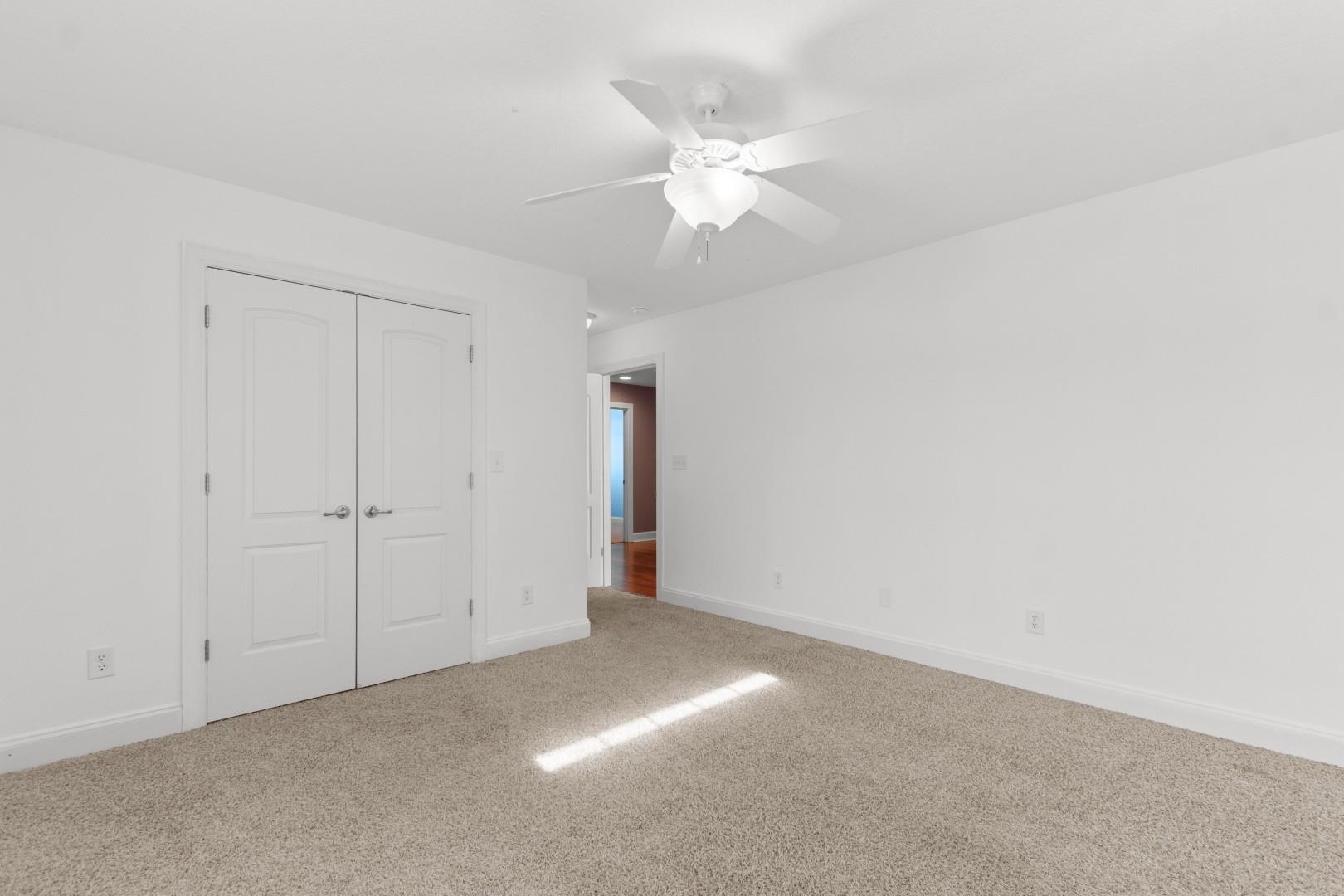 2601473 | Photo 25