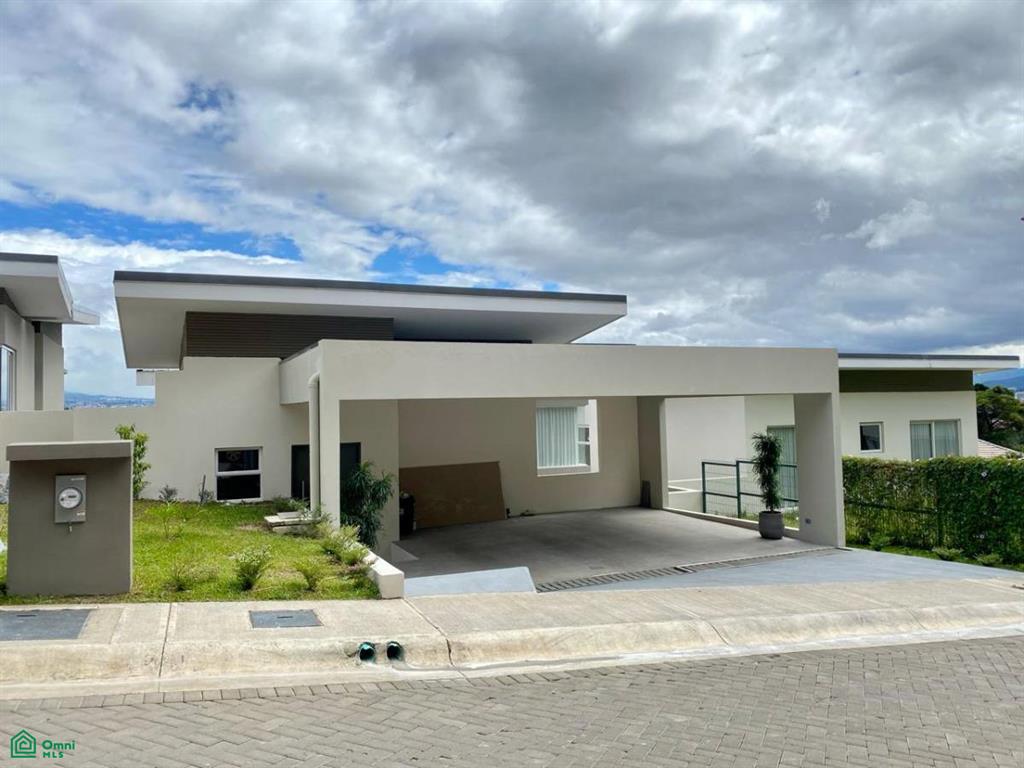 3 bed Single Family Homes For Rent in Escazu, San Jose - 1