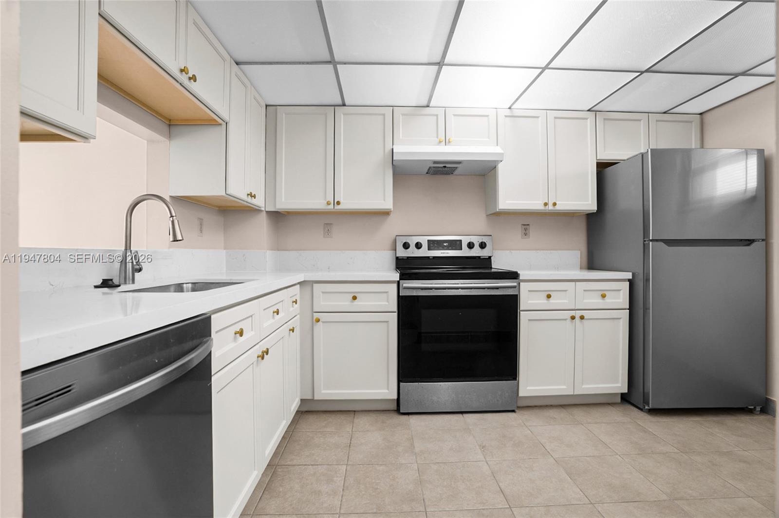 Sherwood Square Condomini