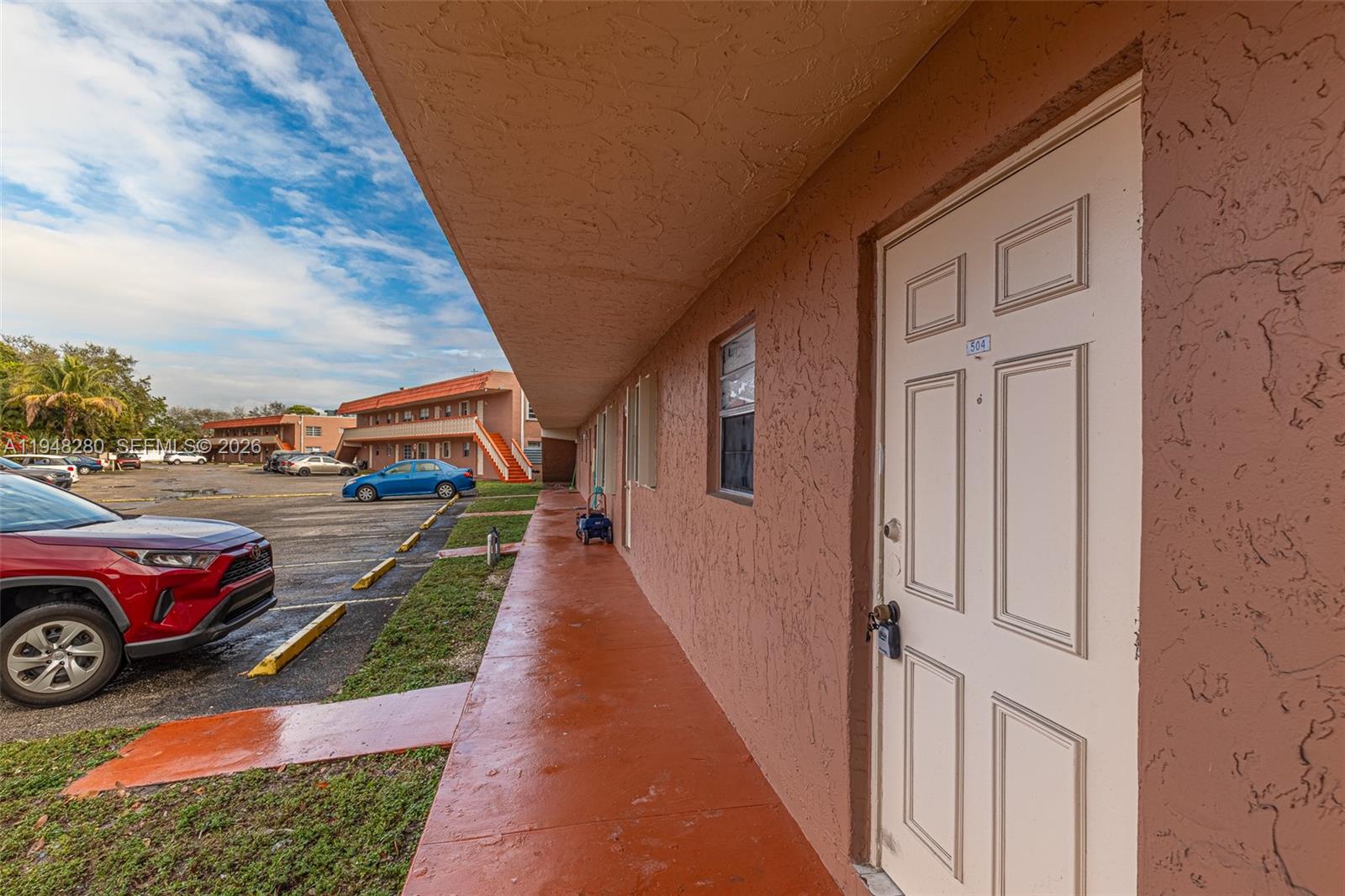 Homes for sale in Davie, FL | 7830 Nw 33Rd St, Davie, FL 33024