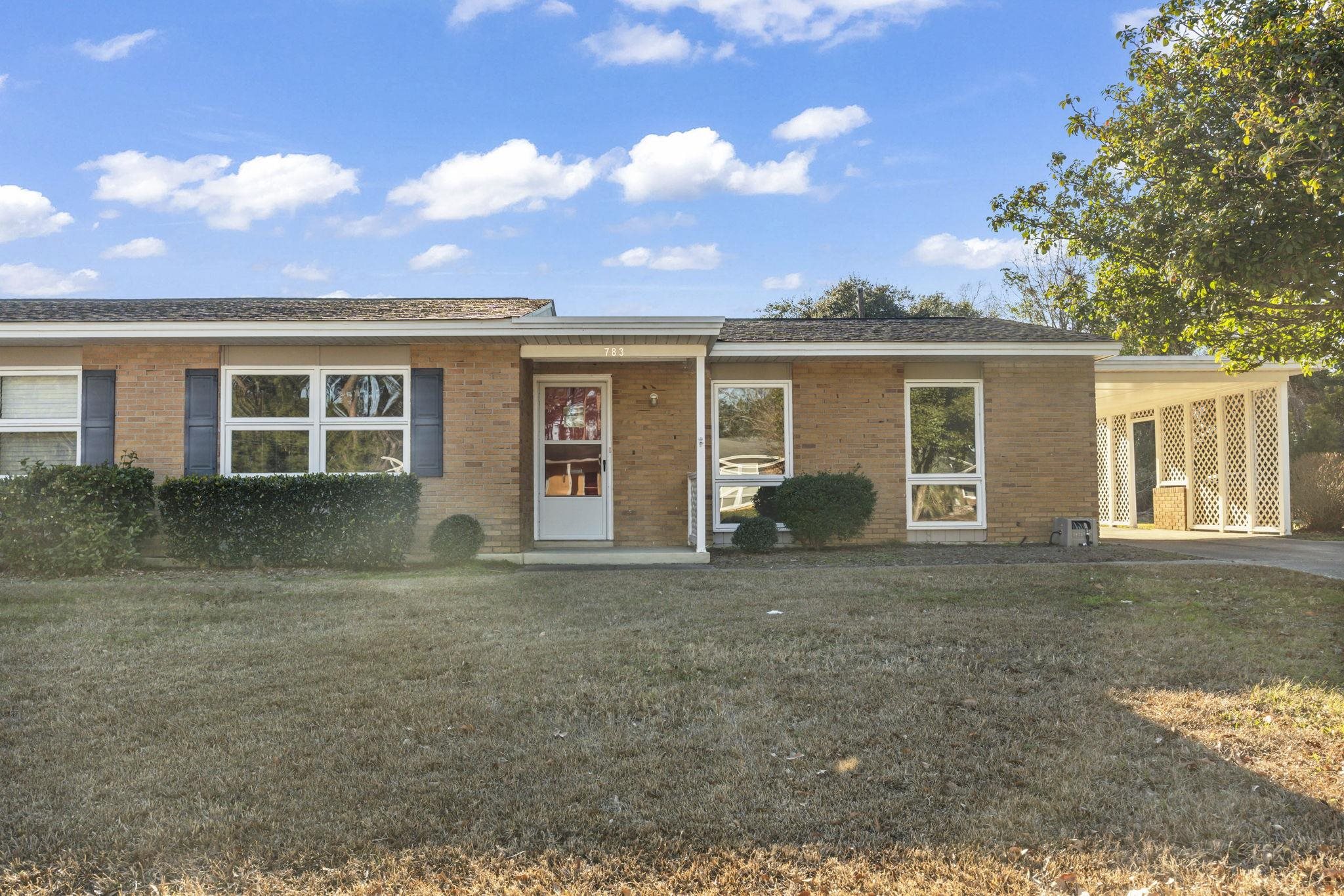 783 Walnut Ave. Myrtle Beach, SC 29577