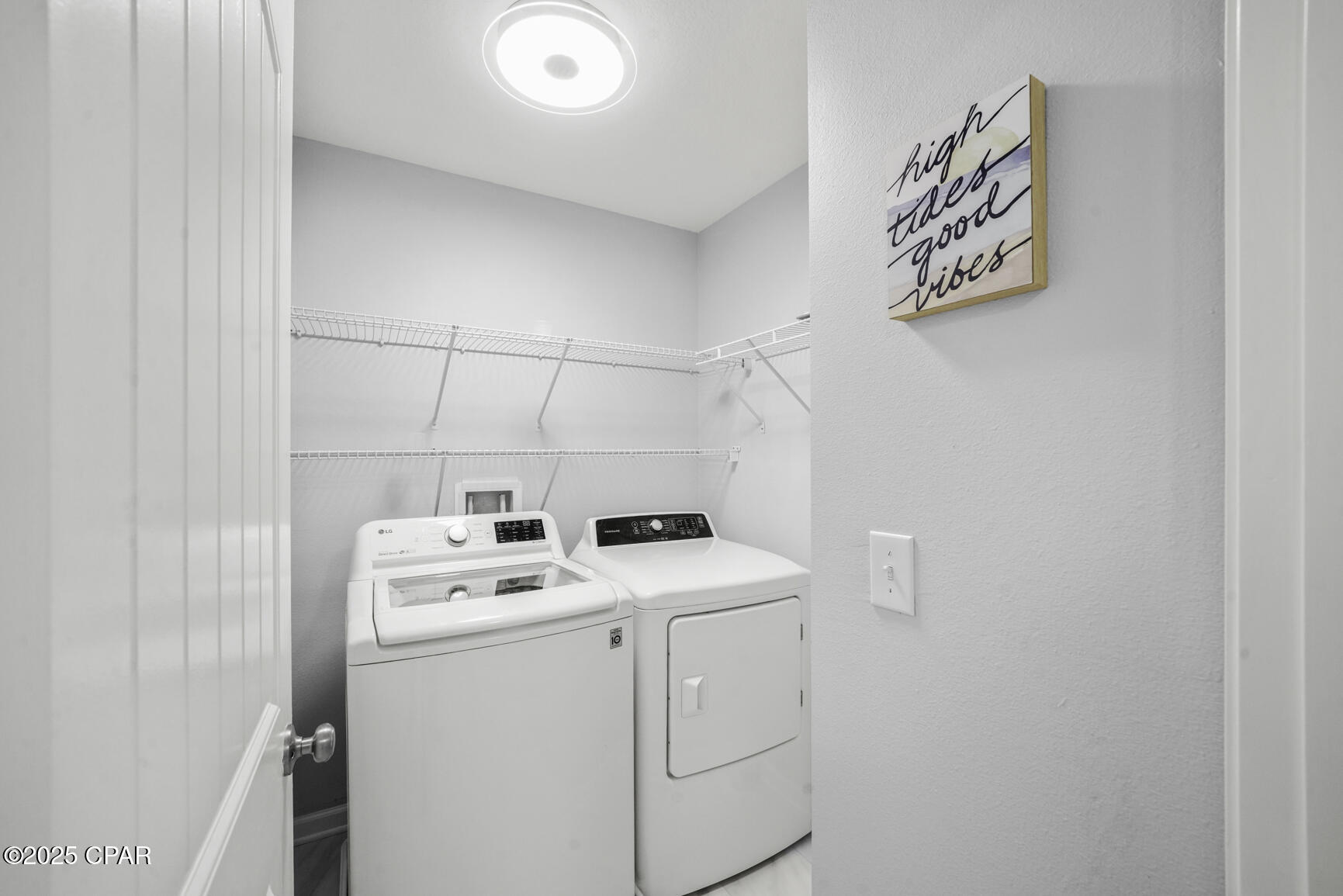 Image 17 For 102 Washboard Court