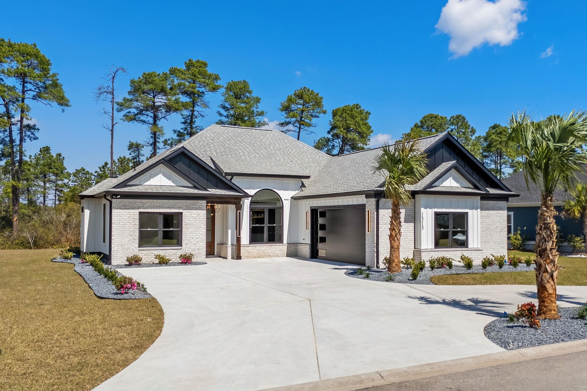 1513 Osage Dr. Myrtle Beach, SC 29579