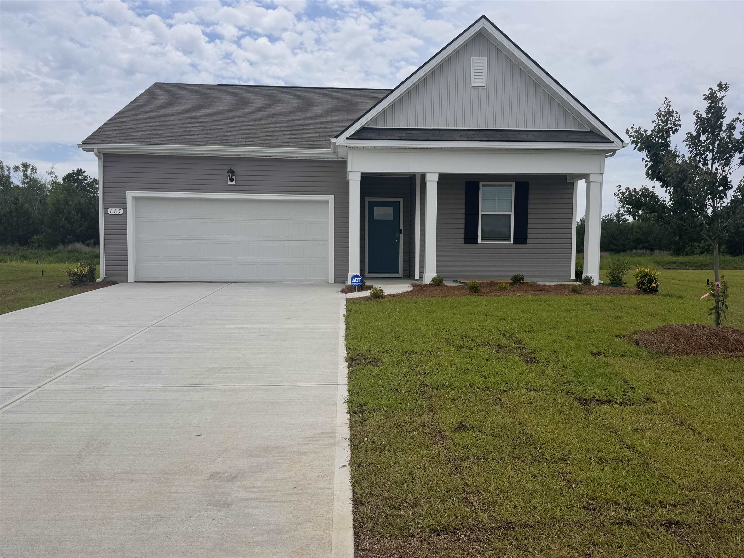 885 Farmers Passage Loop Loris, SC 29569