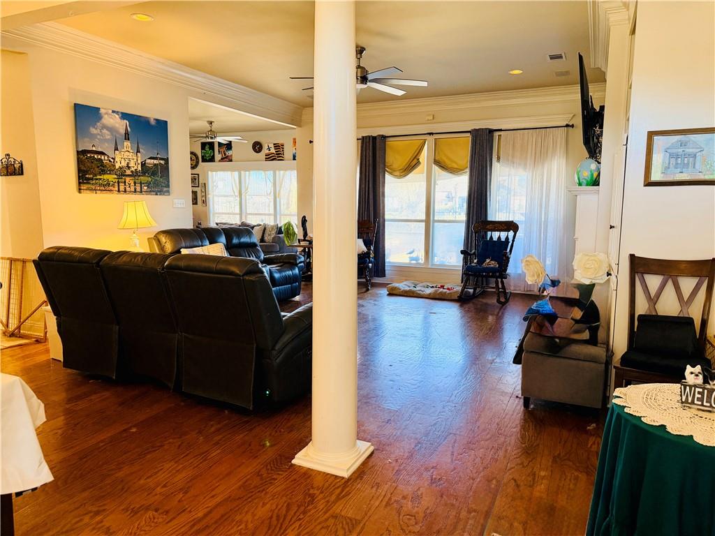 Homes for sale in Prairieville, LA | 13404 E Lakeshore Dr, Prairieville, LA 70769 | MLS# 2533292