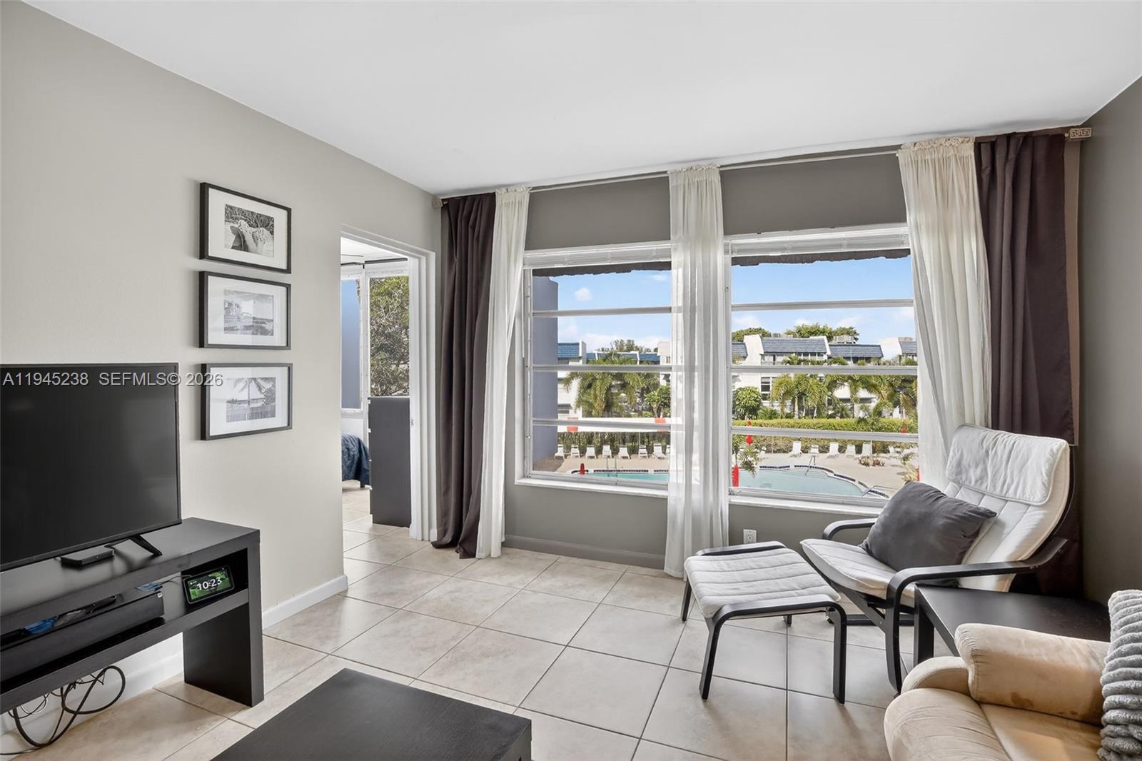Homes for sale in Margate, FL | 7897 Golf Cir Dr #307, Margate, FL 33063 | MLS# A11945238