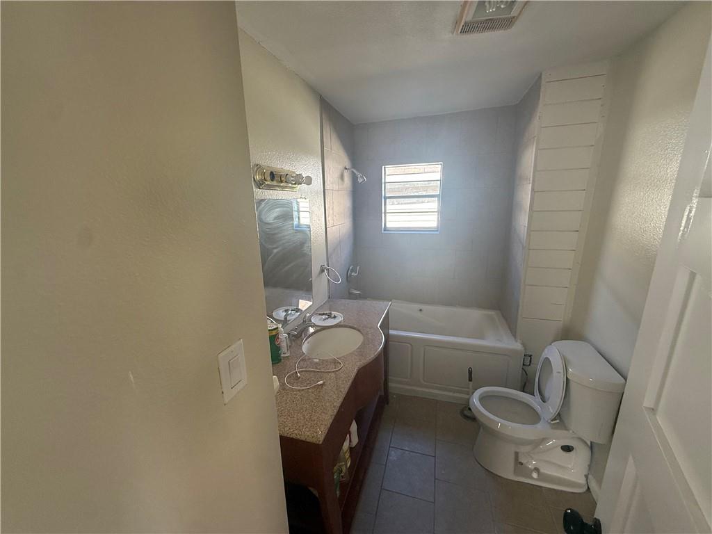 Homes for sale in New Orleans, LA | 2006 Clouet St, New Orleans, LA 70117 | MLS# 2539116