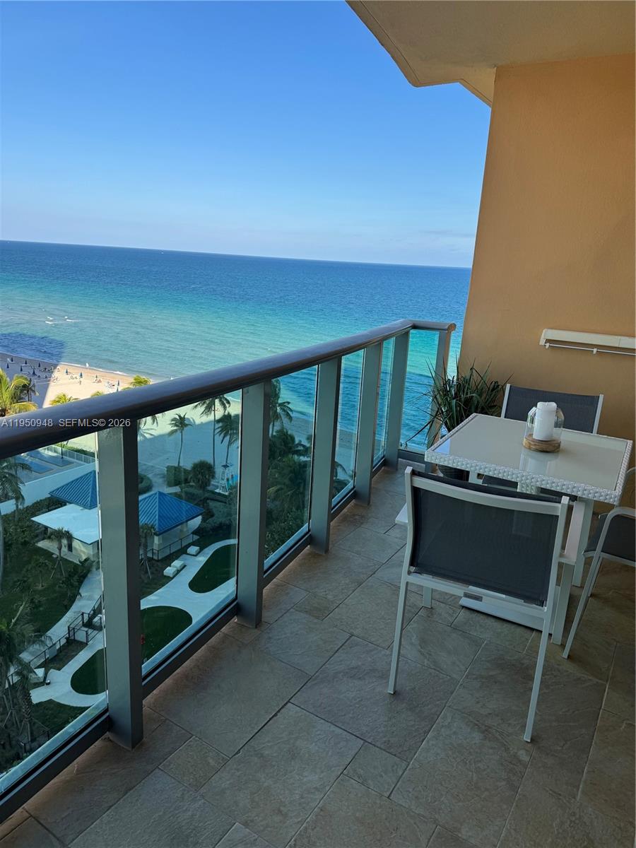 Wave Condo