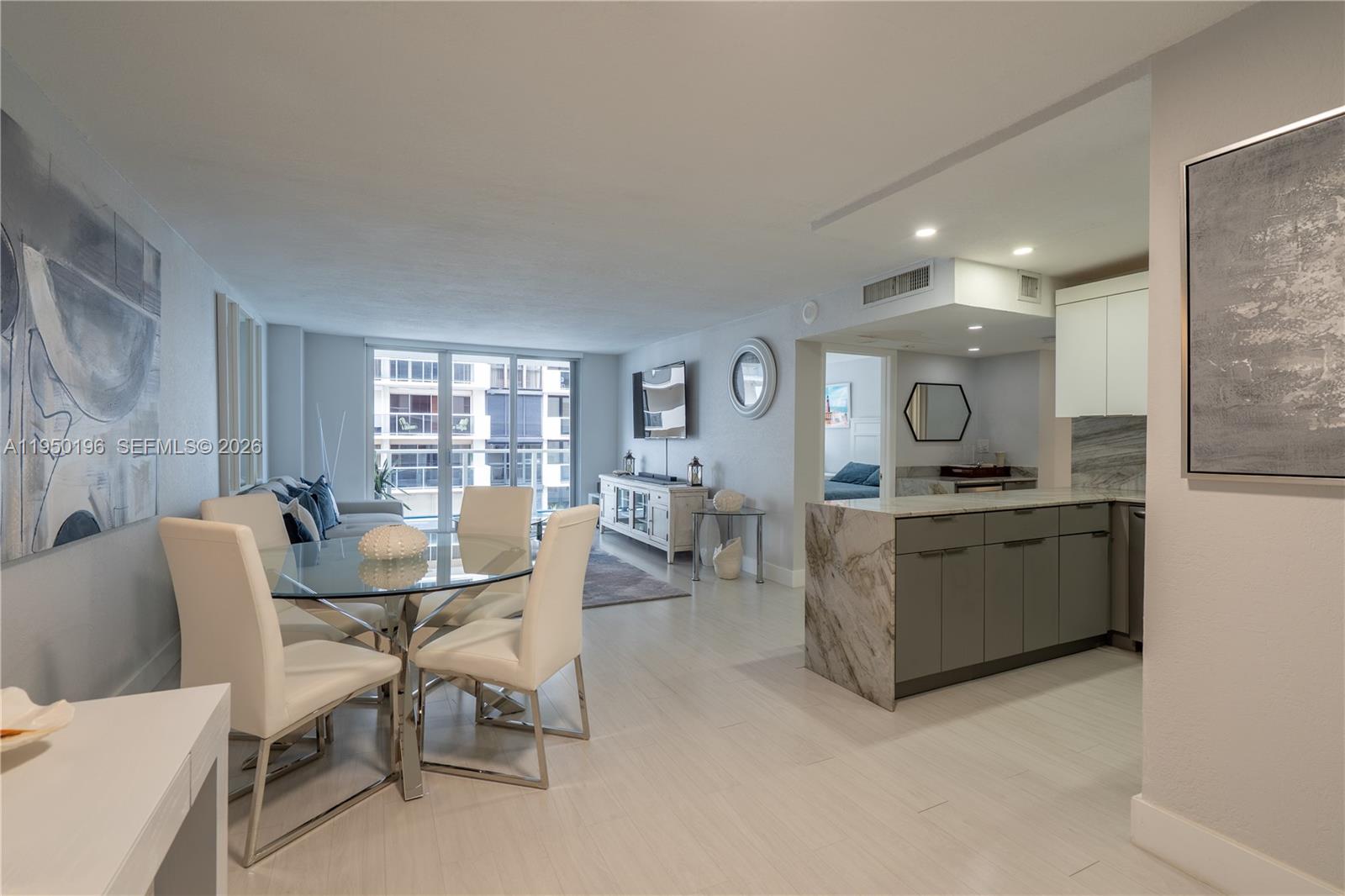 Arlen Beach Condo