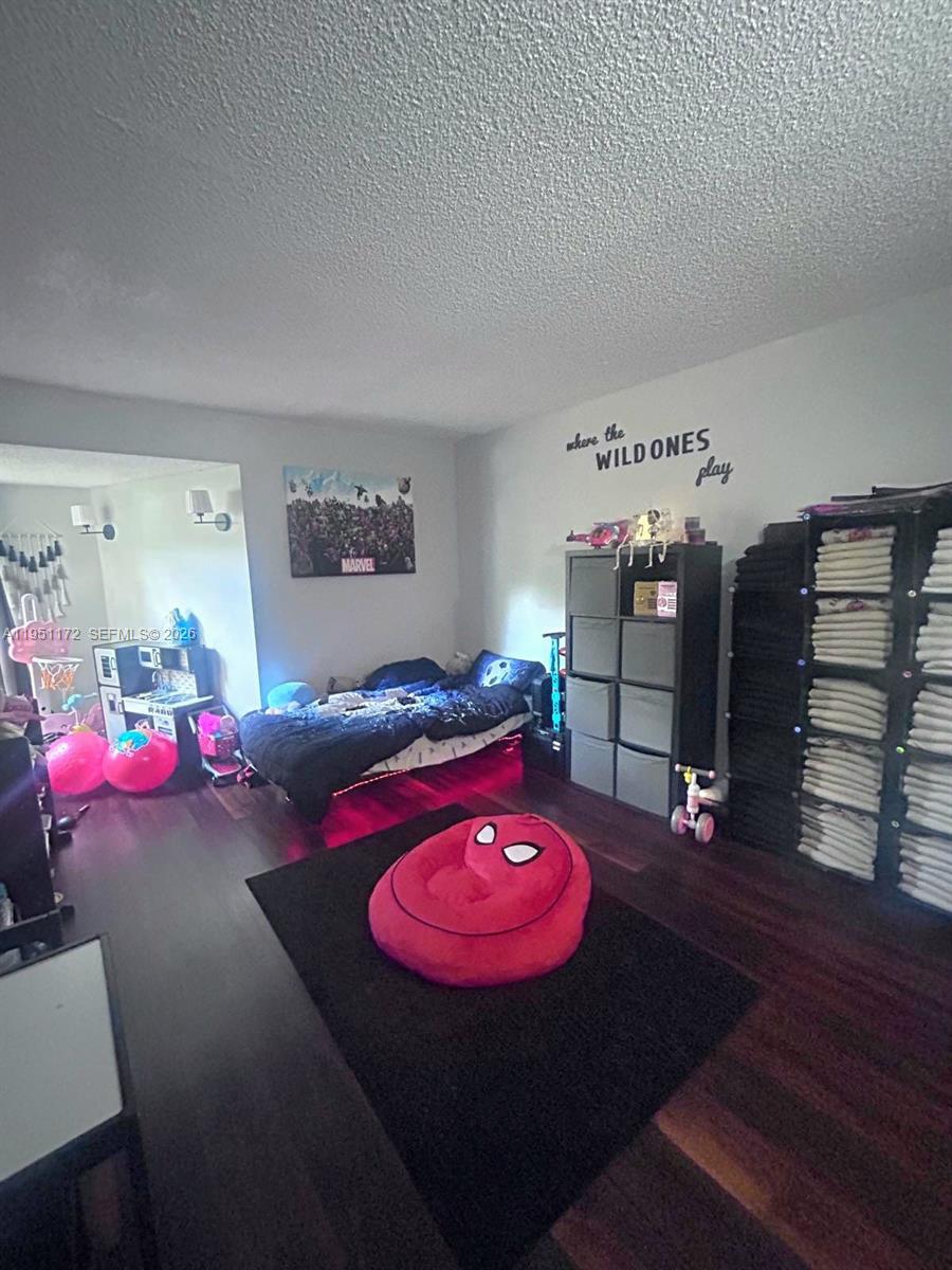 Kenland Bend North Condo