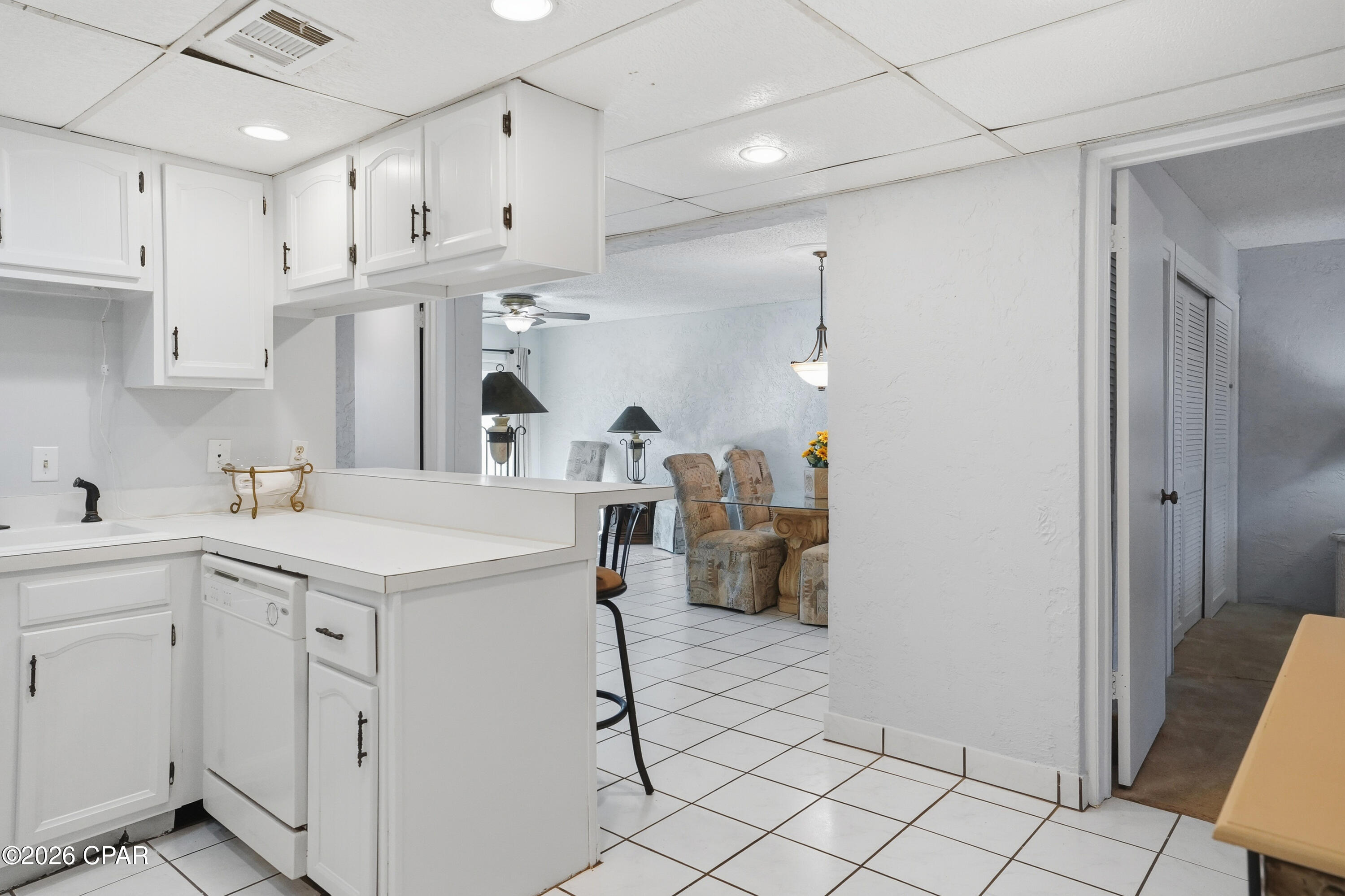 Image 11 For 8727 Thomas Drive C33