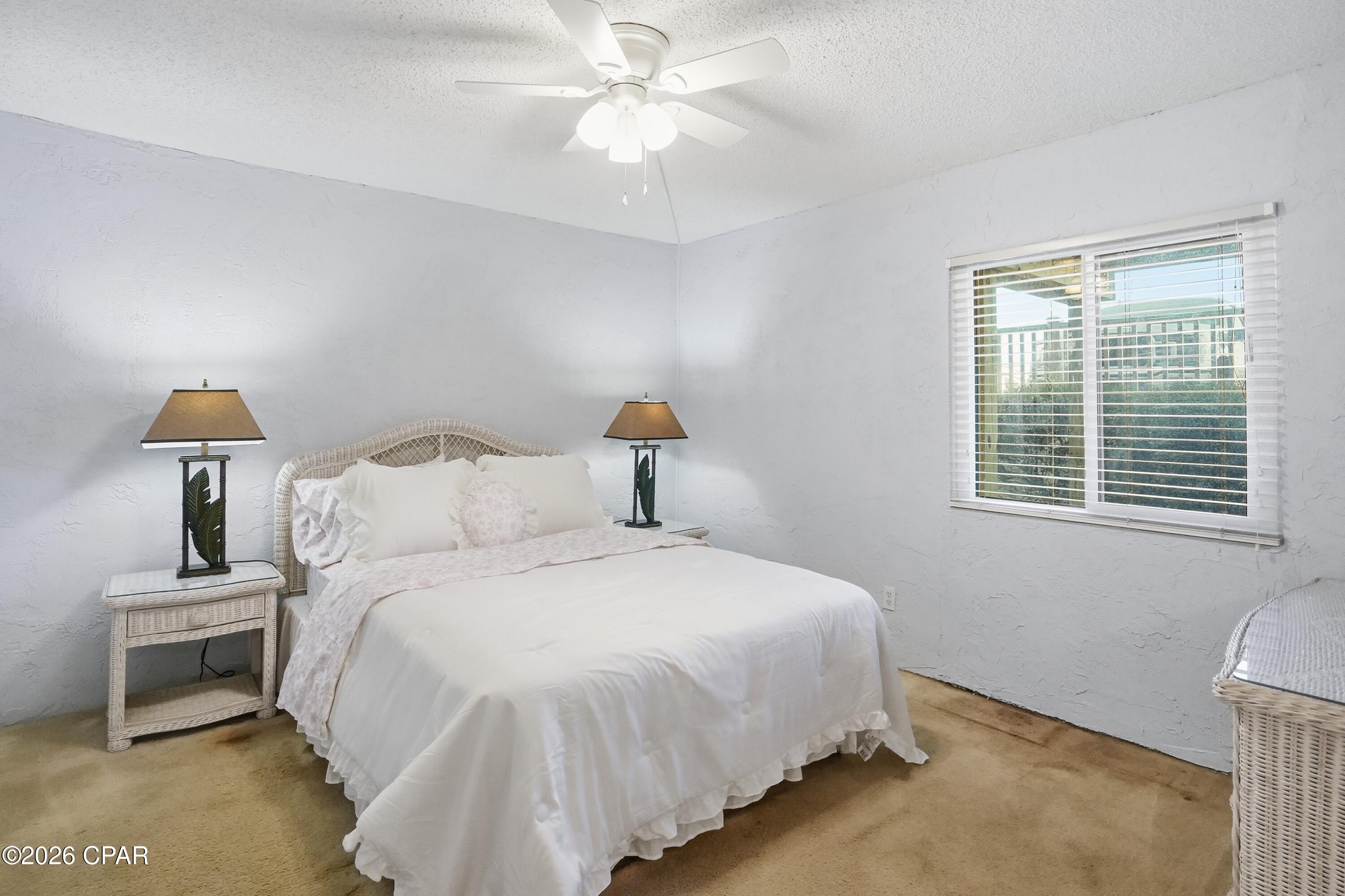 Image 21 For 8727 Thomas Drive C33